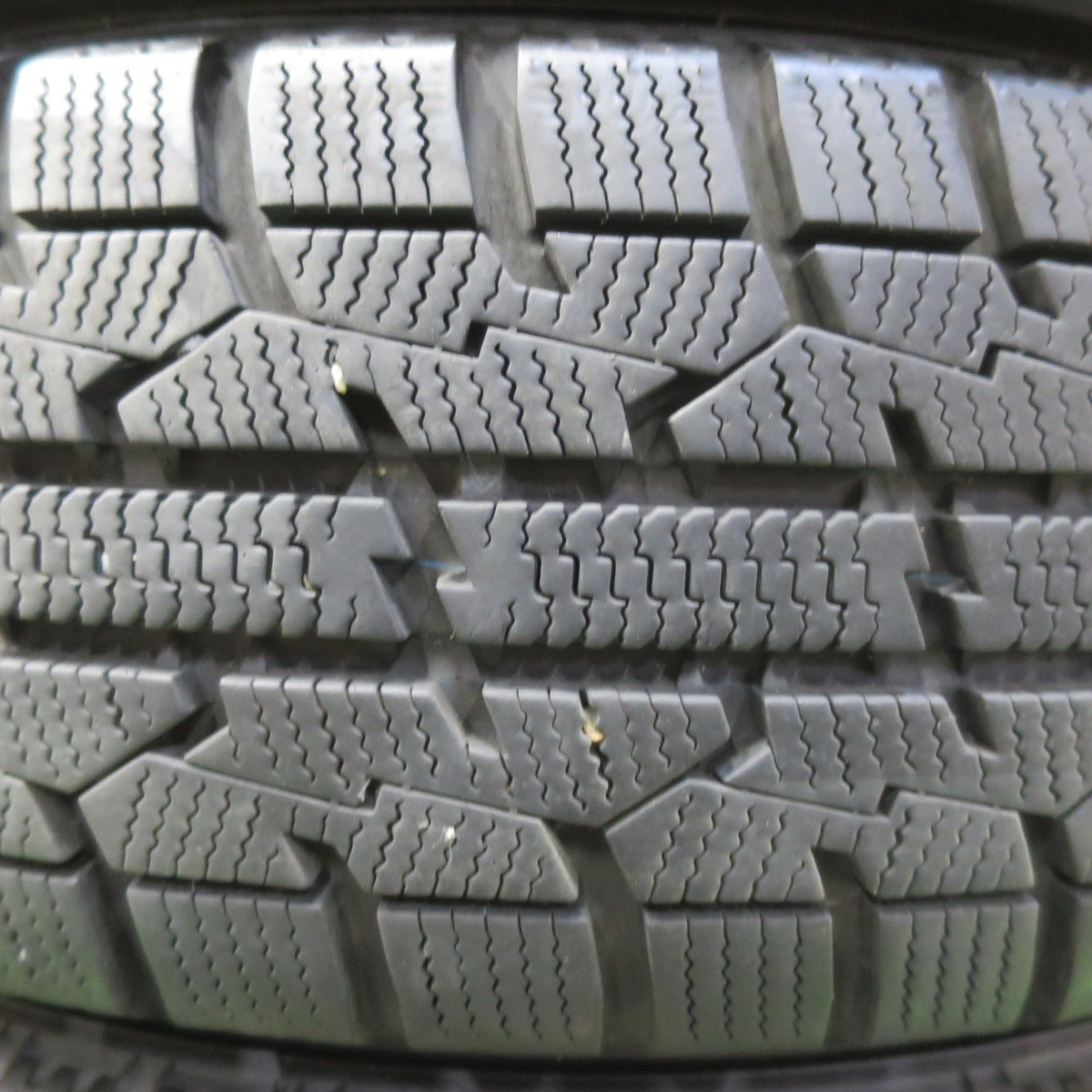 バリ溝！23年！9.5分★スタッドレス 155/65R14 トーヨー オブザーブ ガリット GIZ MANARAY SPORT マナレイスポーツ 14インチ PCD100/4H★5101503イス