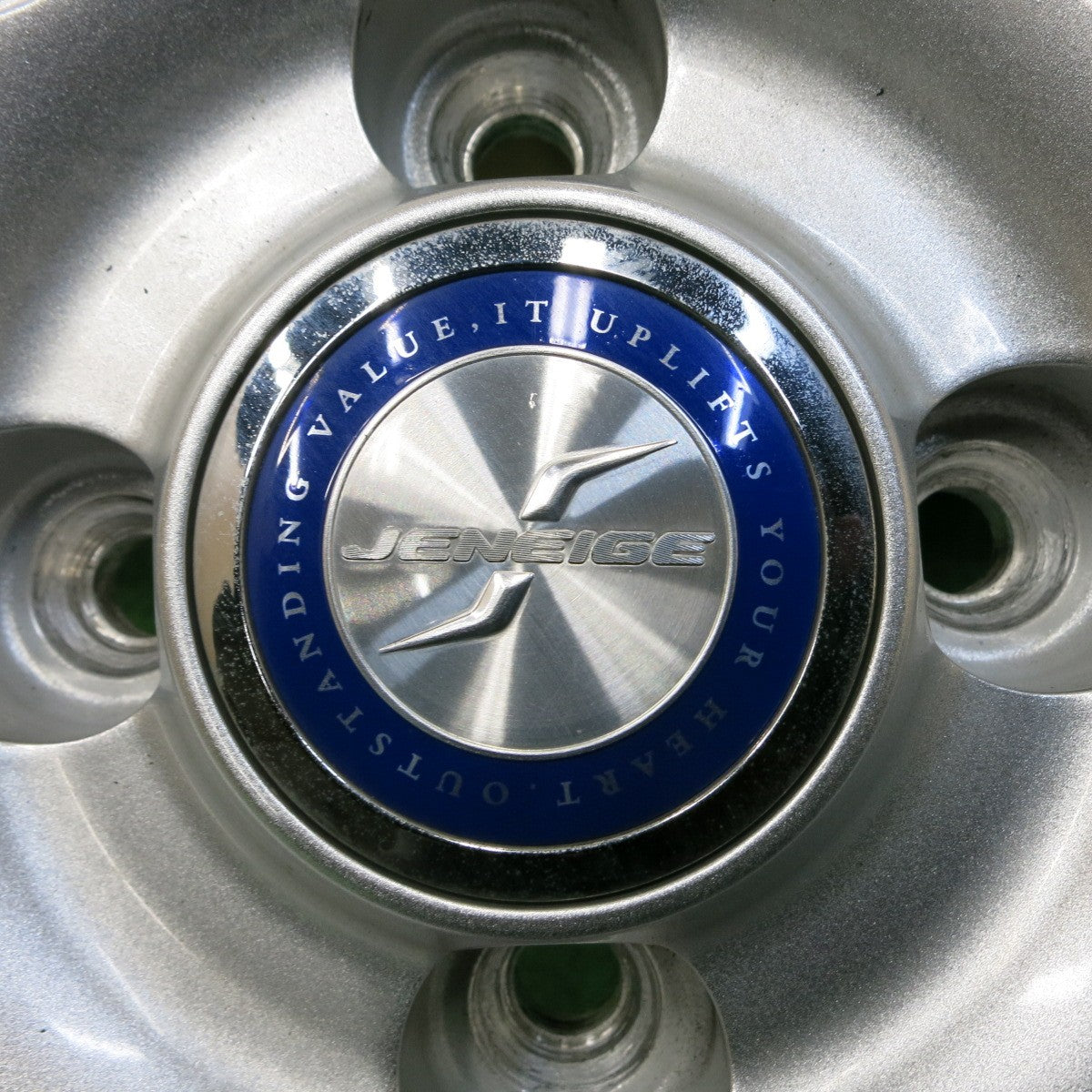 *送料無料* 超バリ溝！キレイ！9.5分以上★スタッドレス 175/65R14 グッドイヤー アイスナビ6 JENEIGE 14インチ PCD100/4H★4050109イス