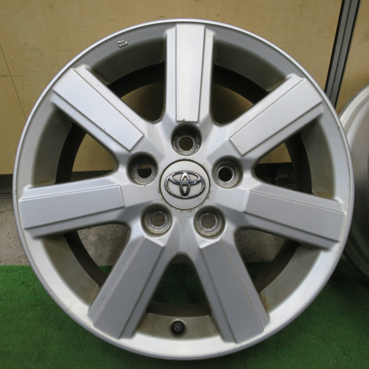 4本価格★トヨタ 70系 ノア ヴォクシー 純正 ホイール 16インチ 16×6J PCD114.3/5H★6040401NGホ