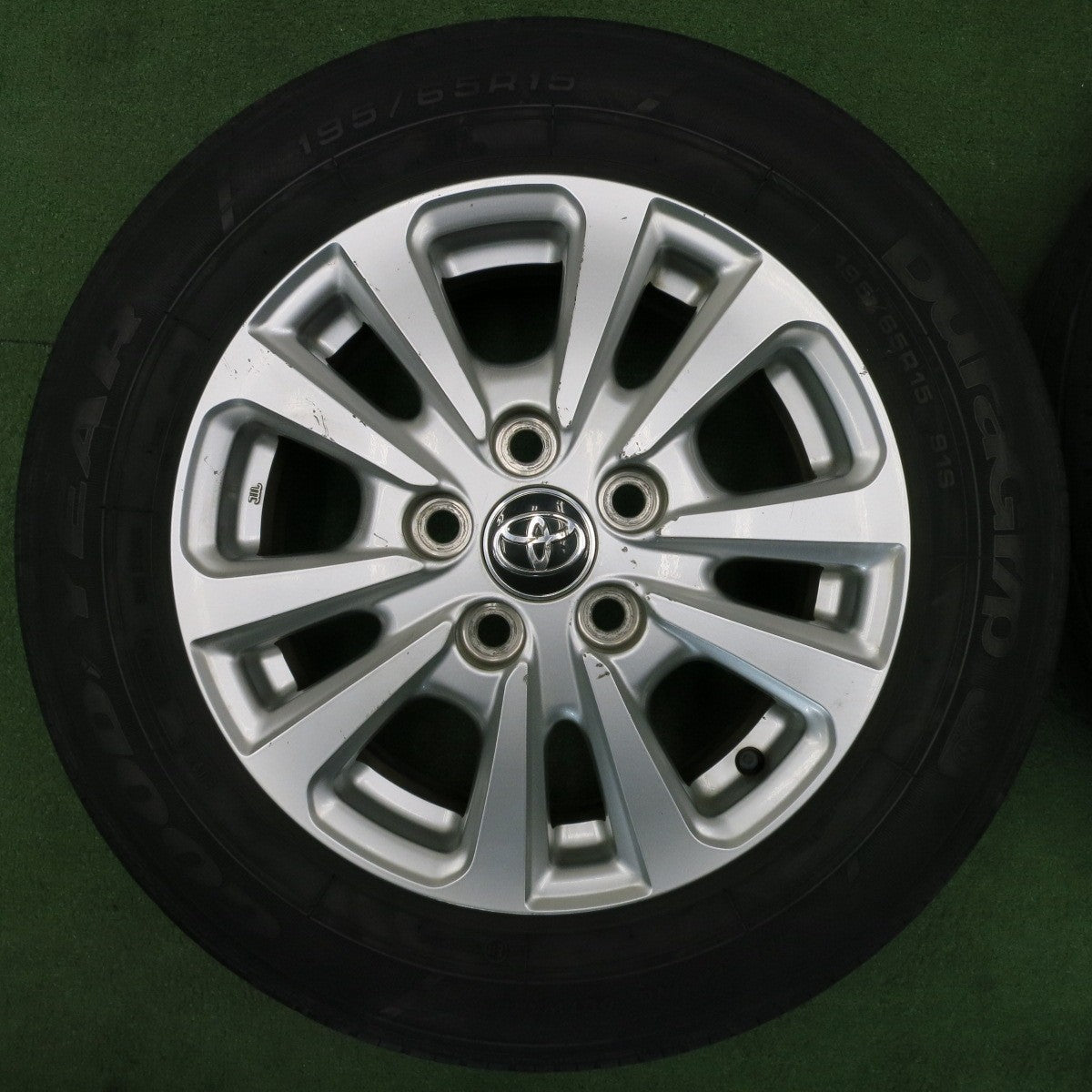 [送料無料] 4本価格★トヨタ 80系 ノア ヴォクシー 純正 195/65R15 グッドイヤー DuraGrip 15インチ PCD114.3/5H★5010403NJノ