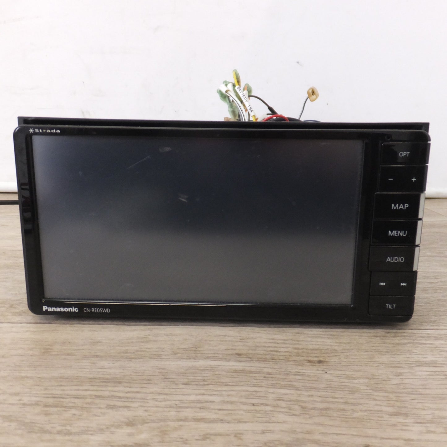 [送料無料] ★パナソニック Panasonic SDカーナビステーション Strada CN-RE05WD(14)★