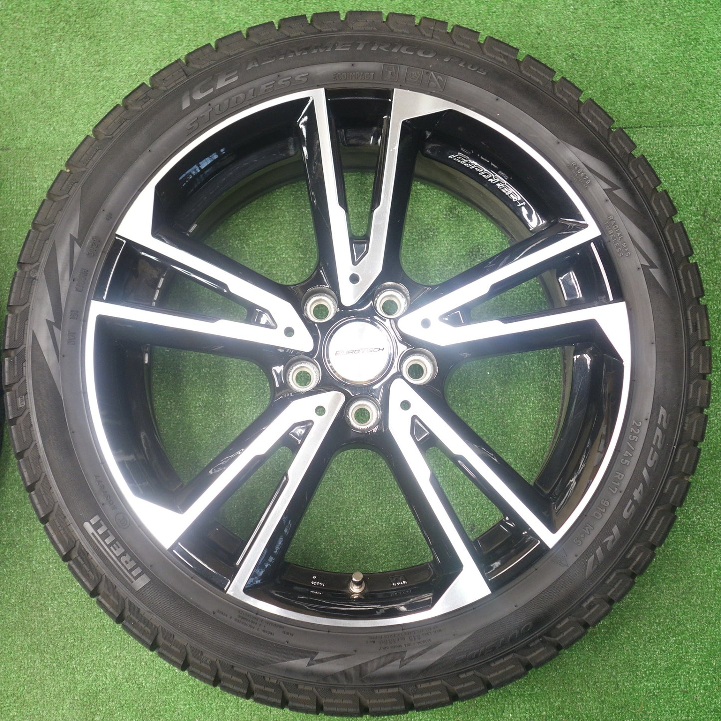 バリ溝！9.5分★プジョー 3008 EUROTECH GAYA SOLI 225/45R17 スタッドレス ピレリ アイスアシンメトリコ プラス ユーロテック ガヤ ソリ 17インチ PCD108/5H★6020803KTス
