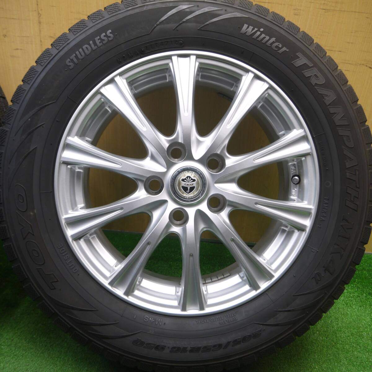 キレイ★スタッドレス 205/65R16 トーヨー ウインター トランパス MK4α JOKER ジョーカー 16インチ PCD114.3/5H★5011401Hス