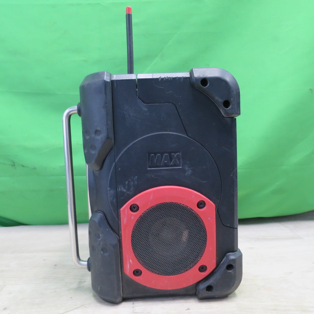 [送料無料] ☆マックス 充電式 オーディオ ラジオ AJ-RD431 本体のみ 現場 MAX 電動 工具☆