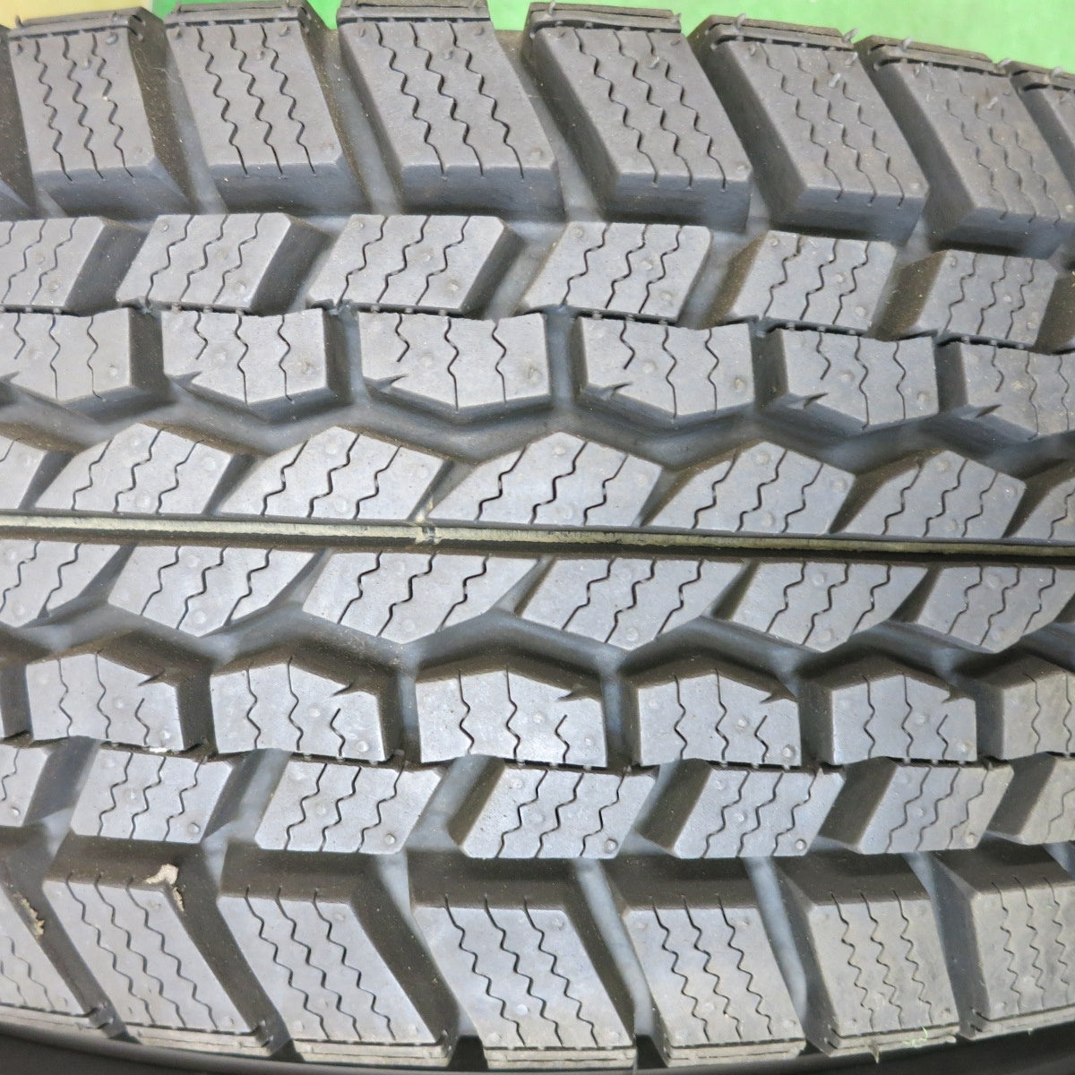 未使用！22年！6本★いすゞ エルフ 等 175R14 8PR 205/80R15 109/107L スタッドレス ダンロップ ウインターマックス SV01 SP LT01M TOPY スチール PCD184.15 170/6H★5090604HAス