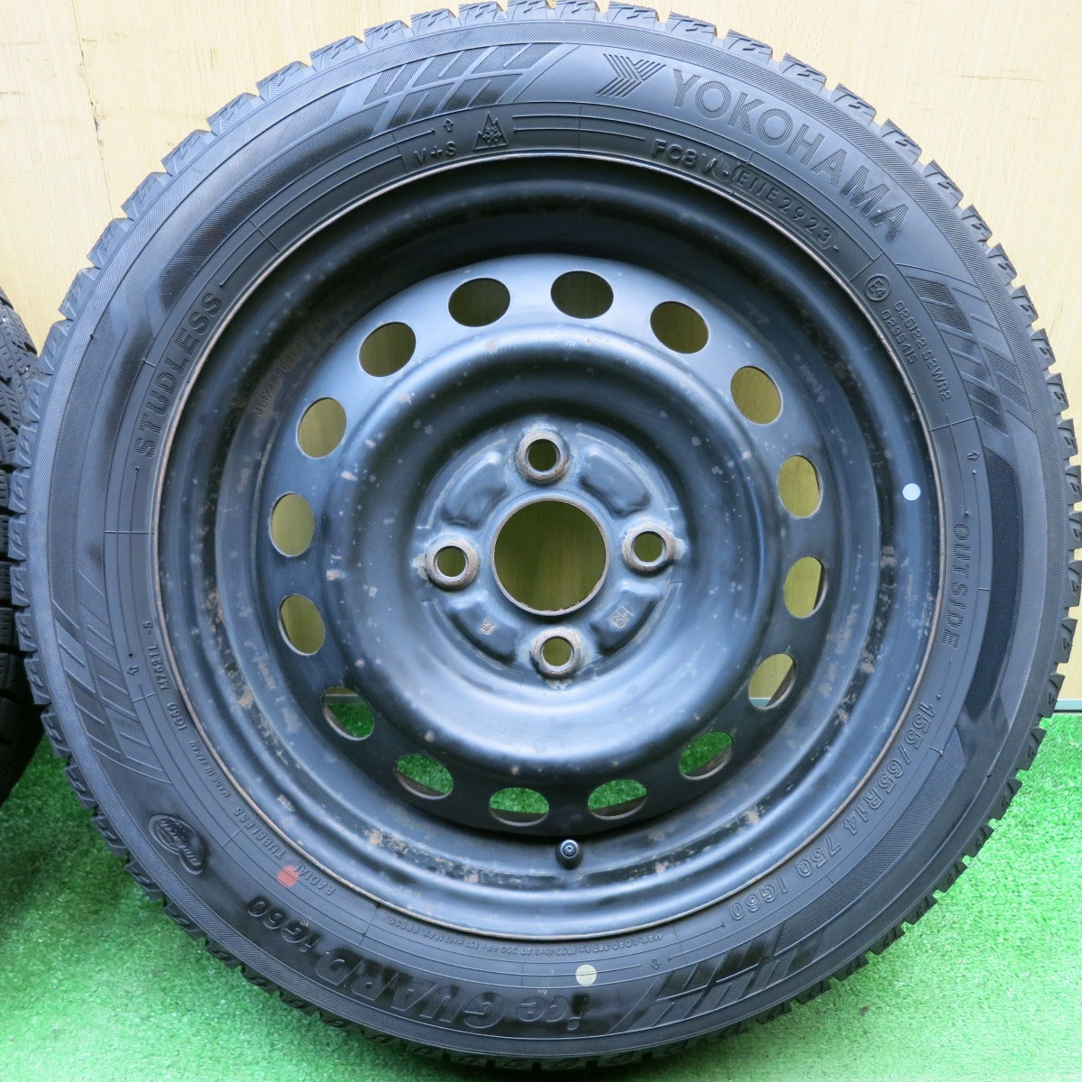 バリ溝！23年！8.5分★スタッドレス 155/65R14 ヨコハマ アイスガード iG60 スチール ホイール 14インチ PCD100/4H★6050604HAス