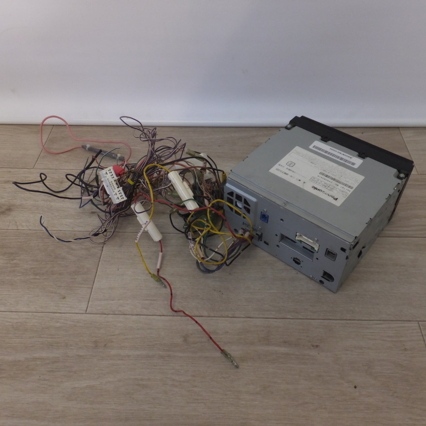 [送料無料] ★パナソニック Panasonic SDカーナビステーション ストラーダ Strada CN-MW250D[2]★