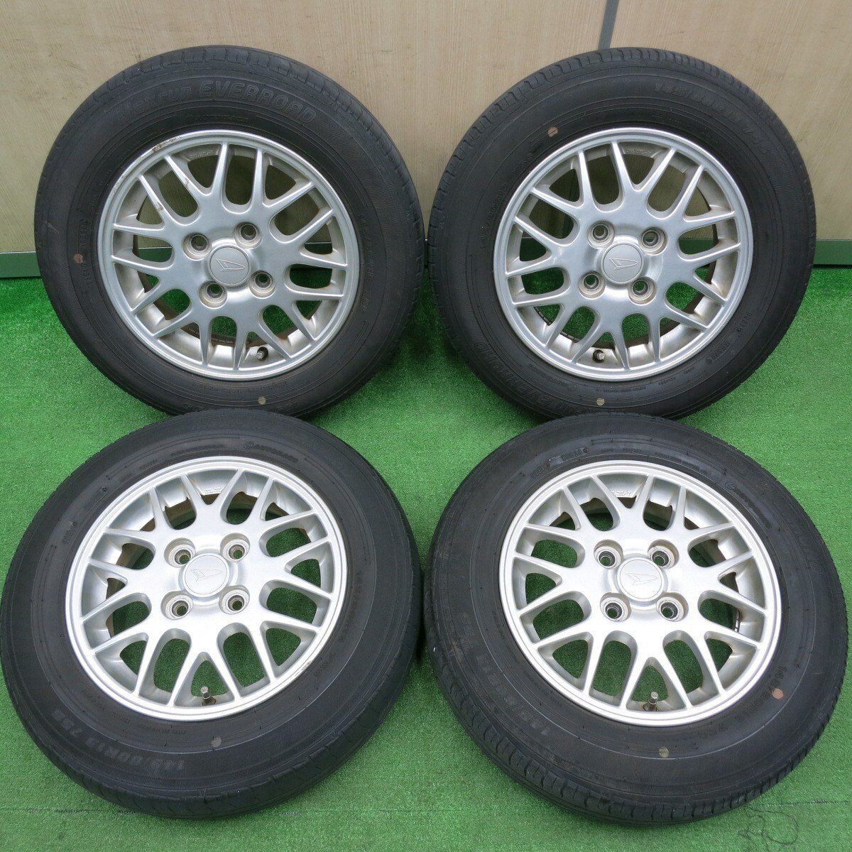 4本価格★ダイハツ アトレー ワゴン 純正 145/80R13 オートバックス Maxrun EVERROAD 13インチ PCD100/4H★4111307TNノ