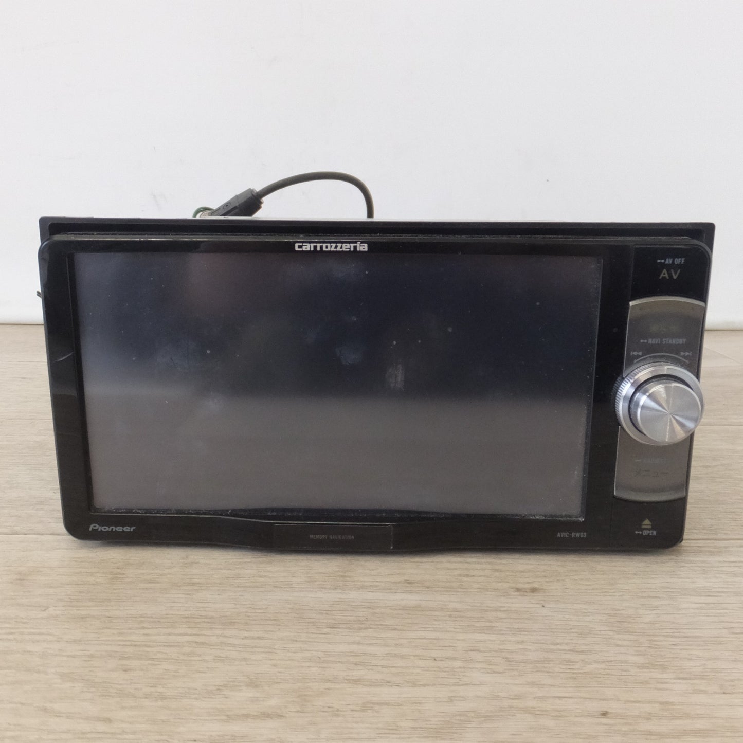[送料無料] 現状品★カロッツェリア carrozzeria AV一体型メモリーナビゲーション 楽ナビ AVIC-RW03(100)★