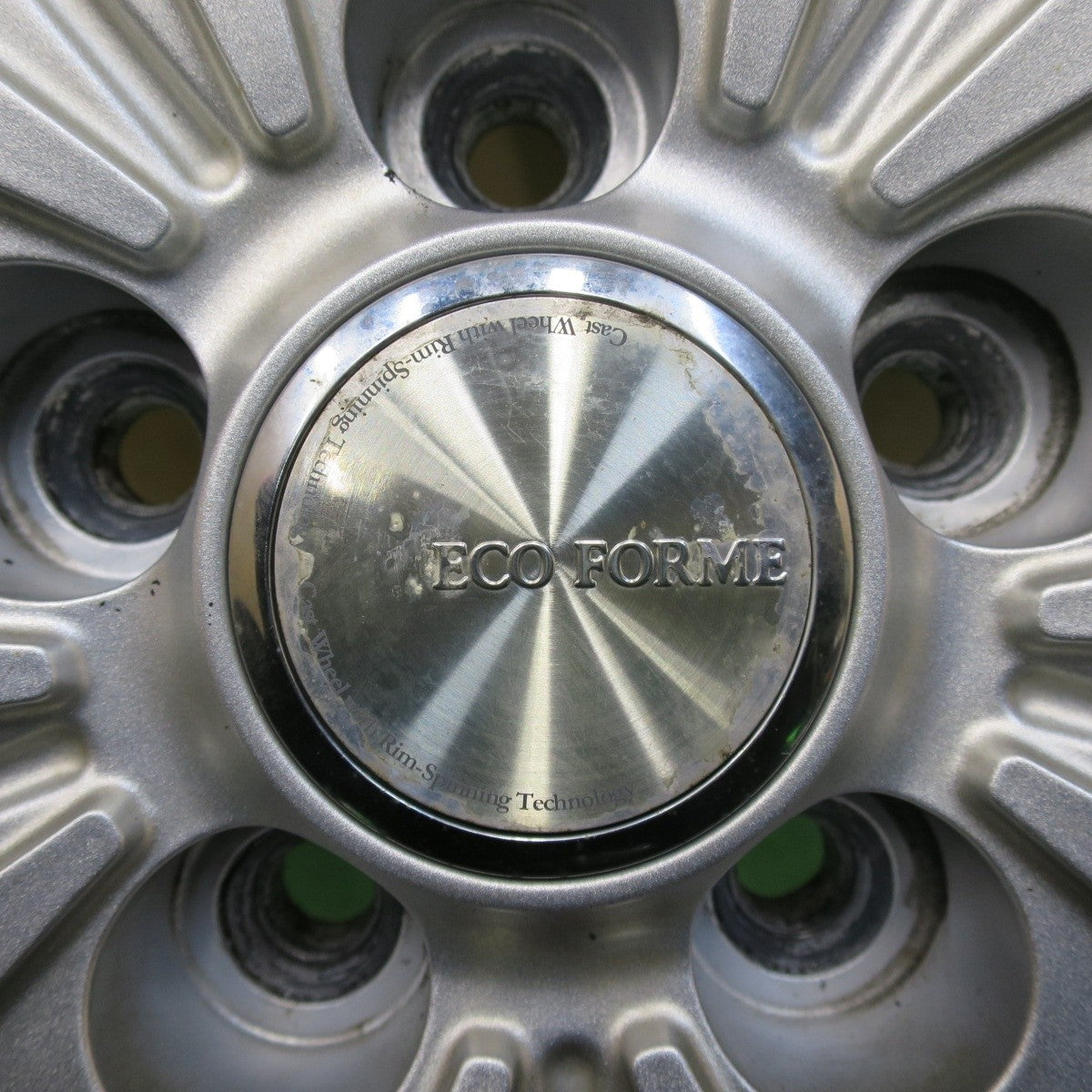 バリ溝！20年！キレイ！9分★XV等 225/60R17 スタッドレス ブリヂストン ブリザック DM-V3 ECO FORME エコフォルム 17インチ PCD100/5H★4112605イス