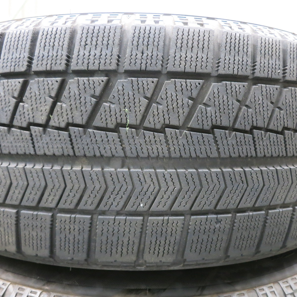 *送料無料* 4本価格★BMW 等 MAK FF SERIES 225/60R18 スタッドレス ブリヂストン ブリザック RFT 18インチ PCD112/5H★4042603NJス