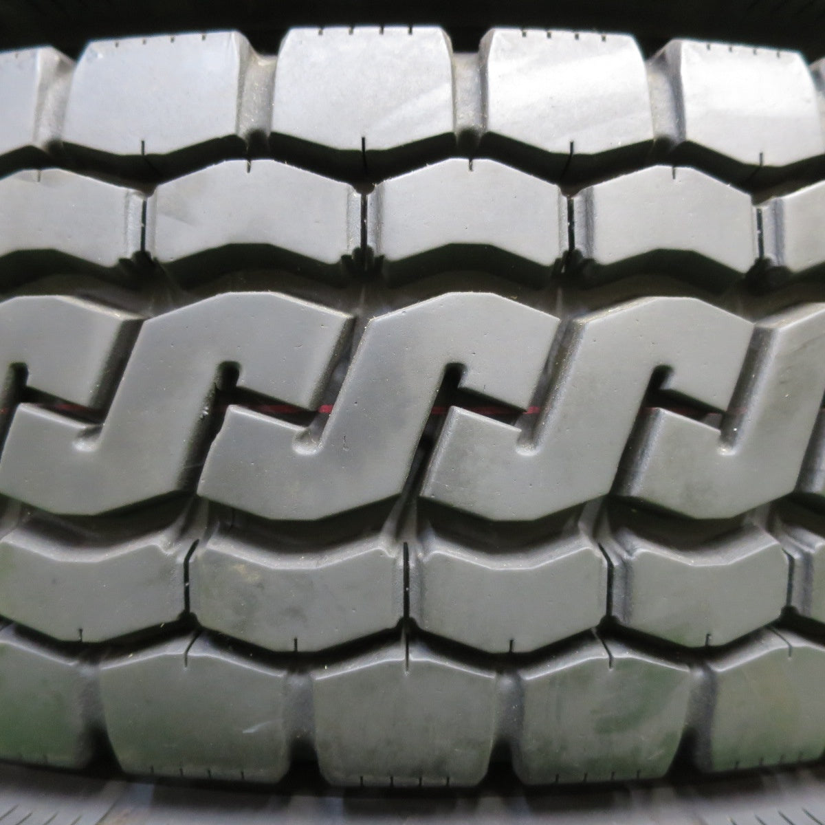 *送料無料* バリ溝！20年！9分★トラック タイヤ 195/85R16 114/112N ブリヂストン エコピア M812 ミックス オールシーズン 16インチ★4071601イノタ