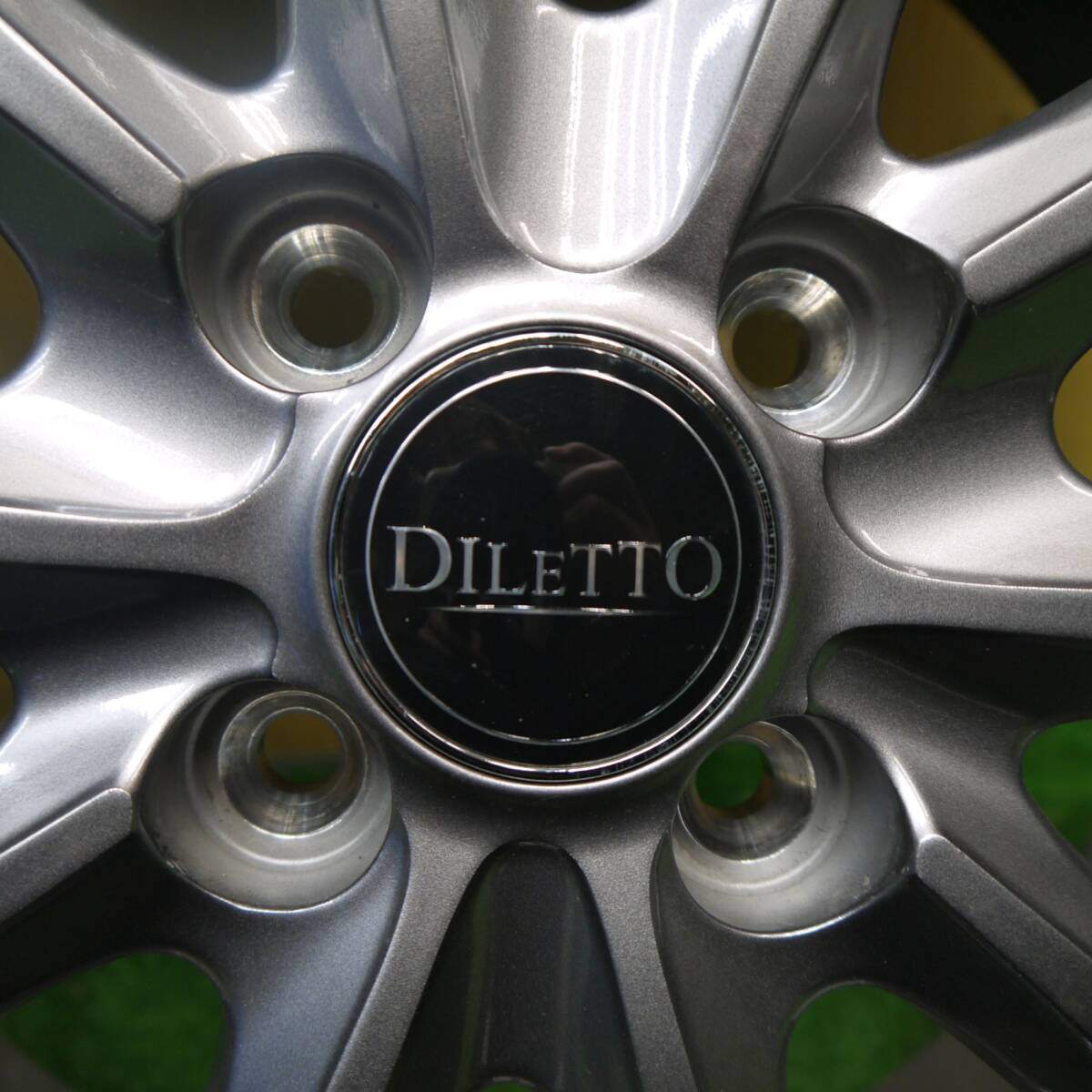 バリ溝！22年！キレイ！9.5分★スタッドレス 185/65R15 ヨコハマ アイスガード iG60 DILETTO ディレット 15インチ PCD100/4H★5033105Hス