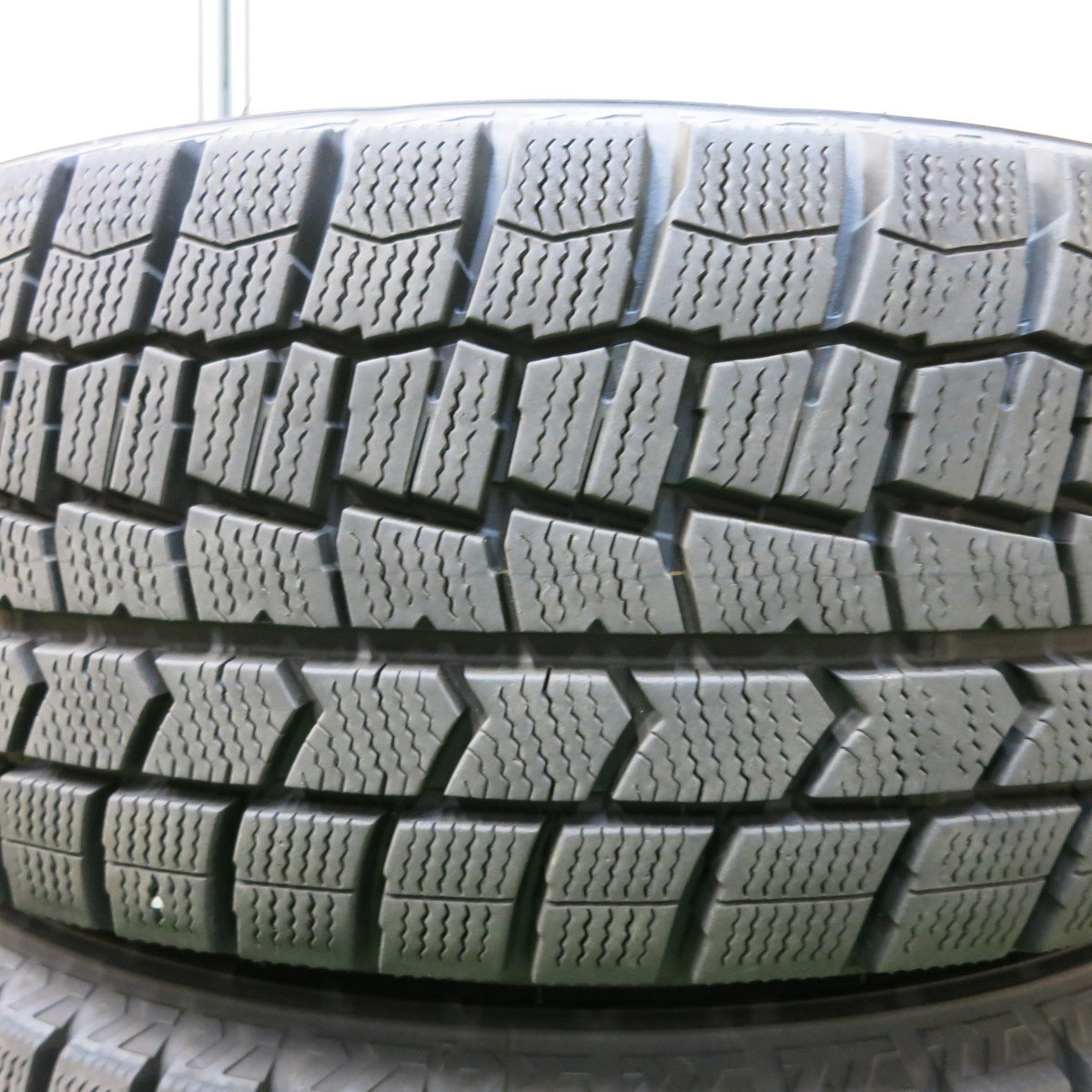 *送料無料* バリ溝！22年！キレイ！9.5分★スタッドレス 195/65R15 ダンロップ ウインターマックス WM02 STRANGER ストレンジャー PCD114.3/5H★4072504SYス