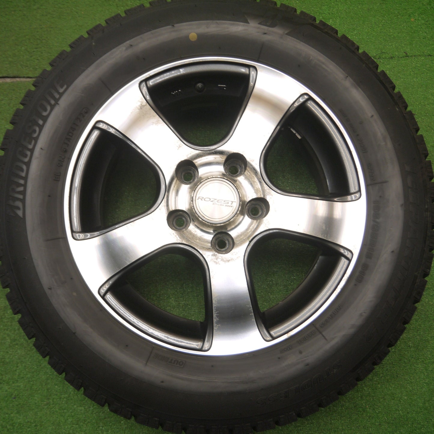 [送料無料] バリ溝！22年！9.5分★スタッドレス 195/65R15 ブリヂストン アイスパートナー2 ROZEST ローゼスト 15インチ PCD114.3/5H★4112011Hス