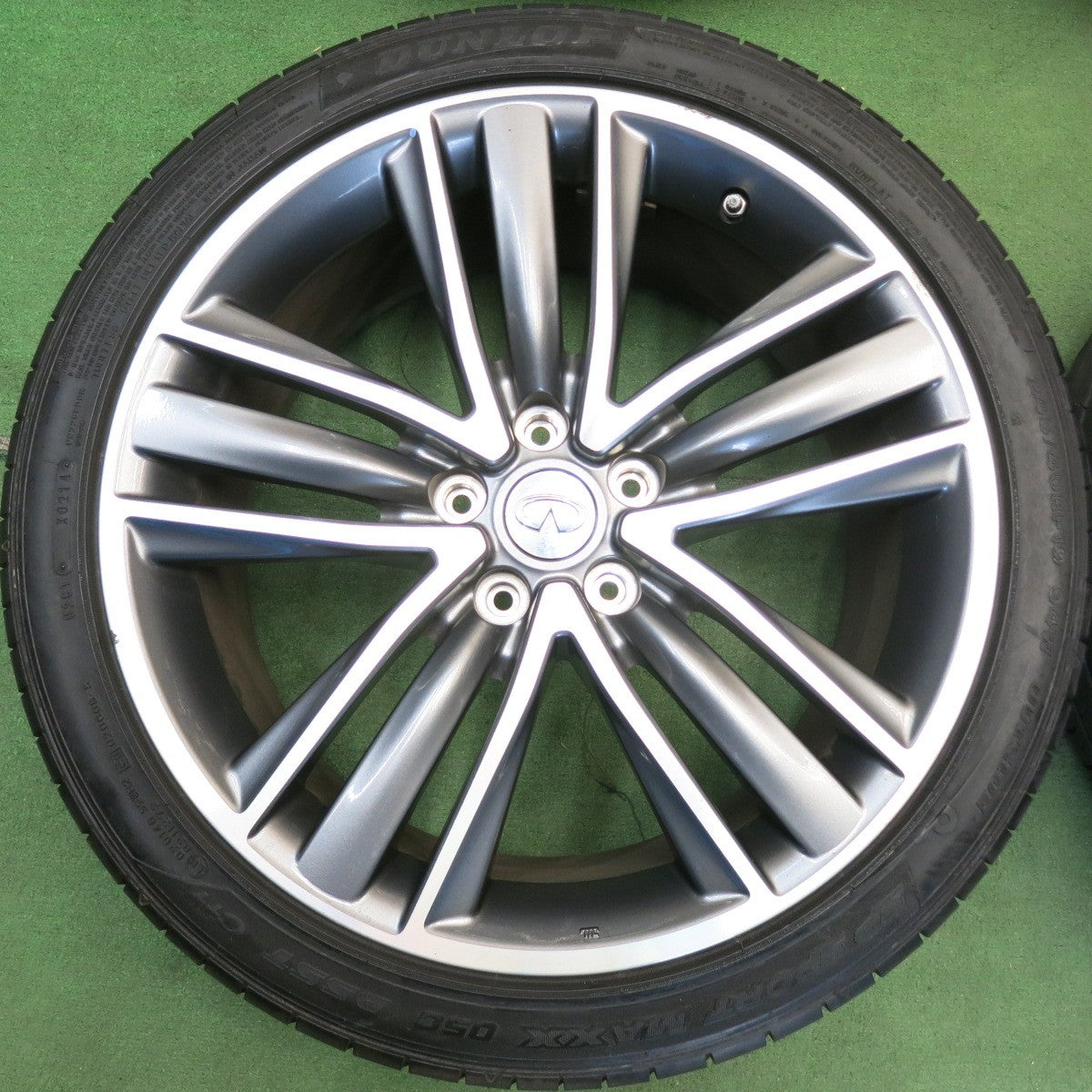 バリ溝！9分★日産 V37 スカイライン TYPE-SP インフィニティ 純正 245/40R19 ダンロップ SPスポーツマックス 050 DSST CTT 19インチ PCD114.3/5H★6052106HAノ