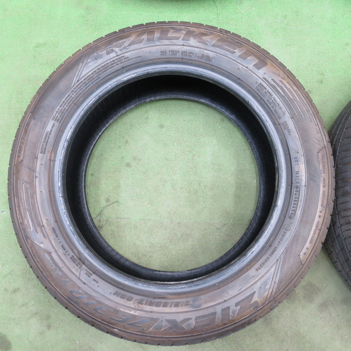 バリ溝！24年！9.5分★215/60R17 ファルケン ZIEX ZE310R ECORUN タイヤ 17インチ C-HR エスティマ カローラクロス アルファード 等★6051902NGノタ