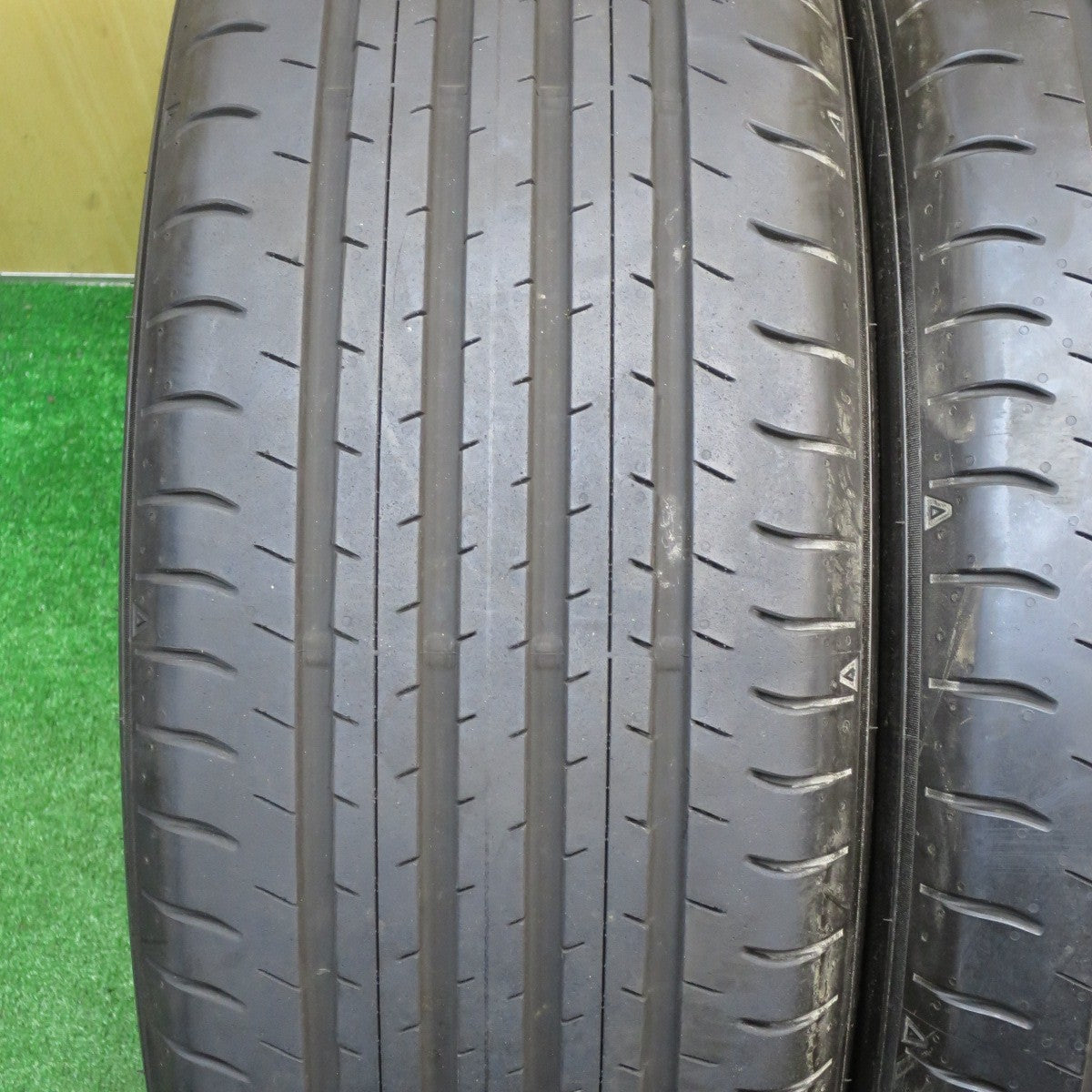 [送料無料] 新車外し！24年★225/55R19 ダンロップ SPスポーツマックス 060 タイヤ 19インチ 40系 アルファード ヴェルファイア等★5040502KKノタ