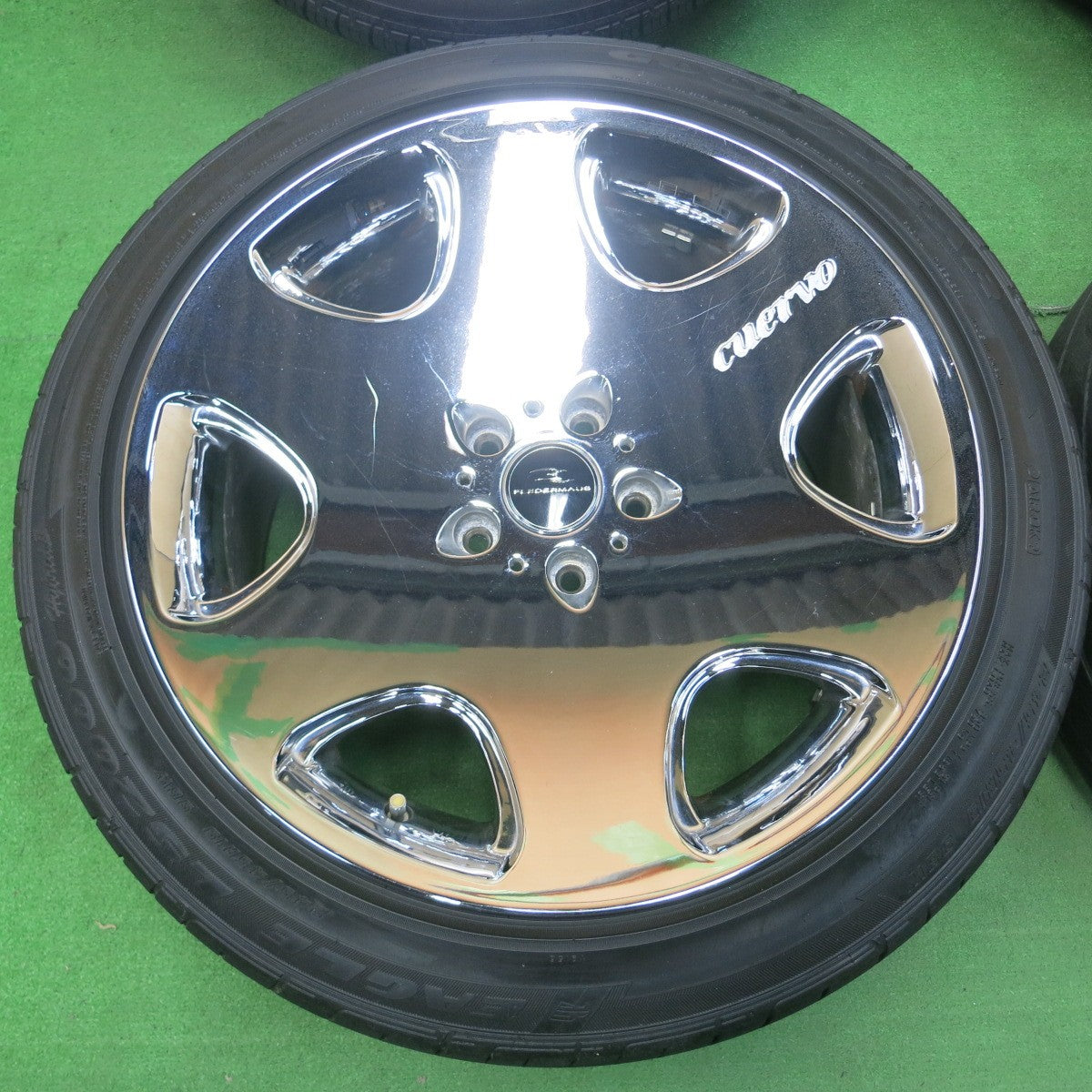 *送料無料* バリ溝！ほぼ10分★FLEDERMAUS Cuervo 245/45R19 ブリヂストン ヨコハマ グッドイヤー フレーダーマウス クエルボ PCD114.3/5H★4033002イノ