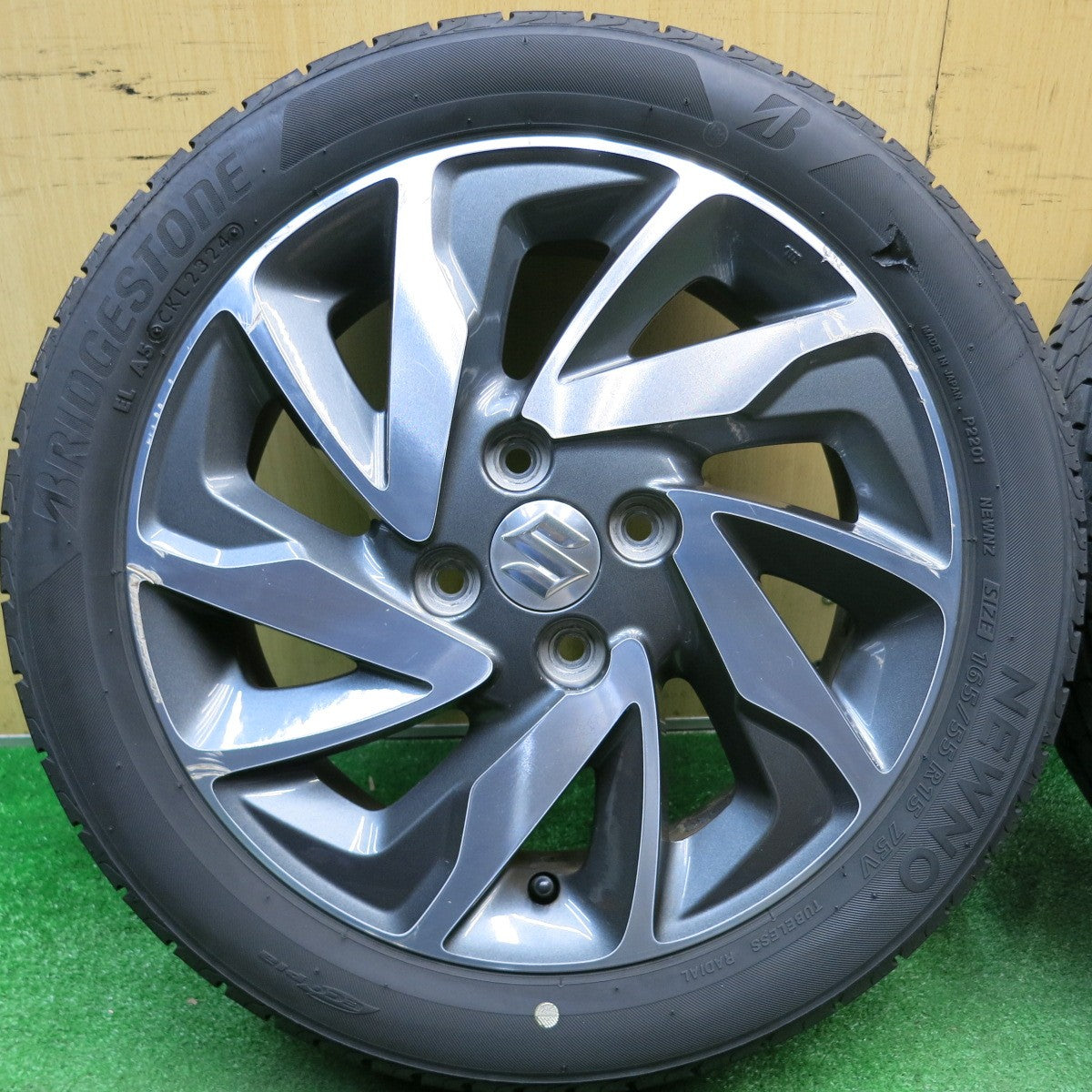 バリ溝！24年！9.5分★スズキ MK32S スペーシア カスタム 純正 165/55R15 ブリヂストン NEWNO 15インチ PCD100/4H★6022309HAノ