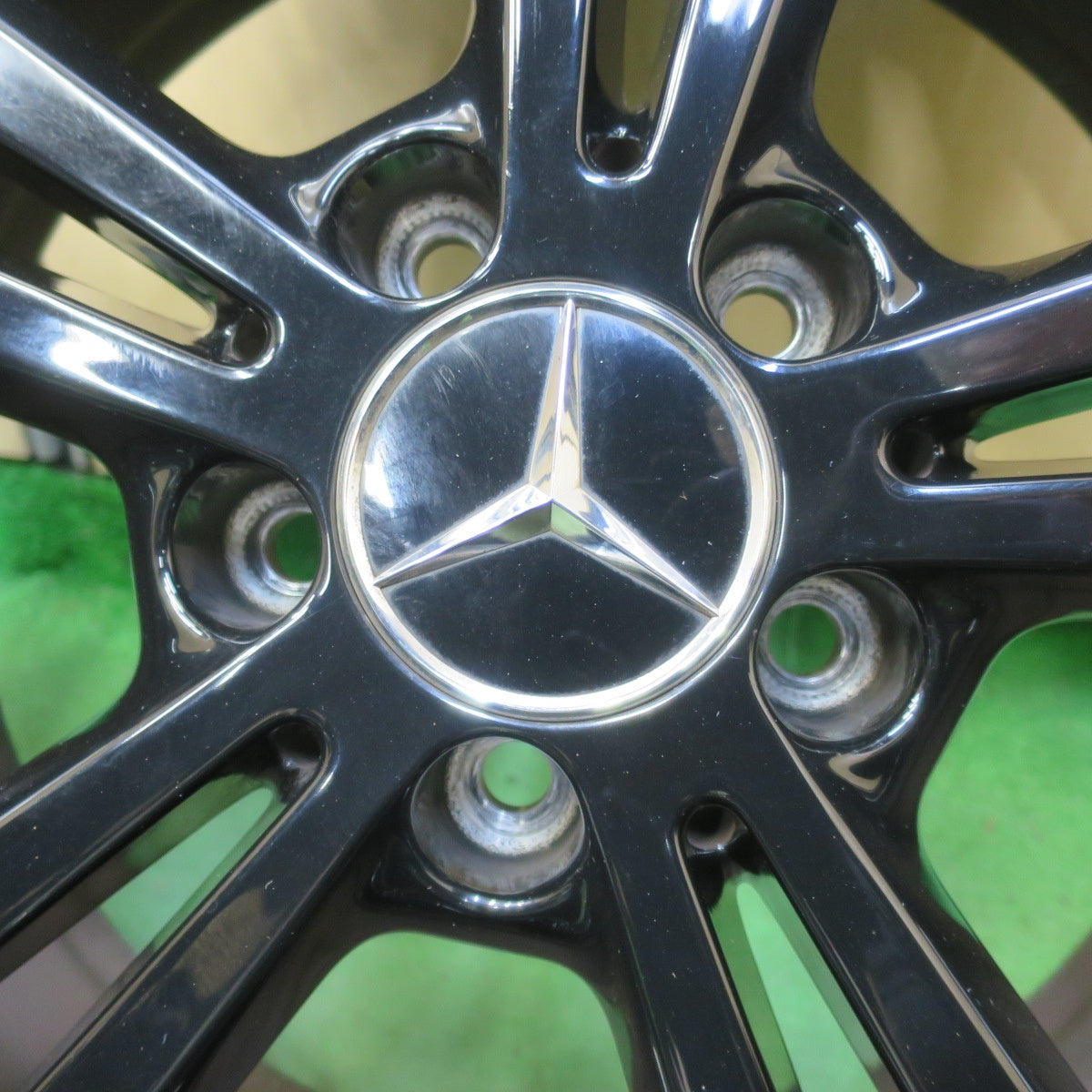 バリ溝！キレイ！9.5分★ベンツ Aクラス W177 Bクラス CLAクラス 純正 225/45R18 スタッドレス ブリヂストン ブリザック VRX2 18インチ PCD112/5H★6051405イス