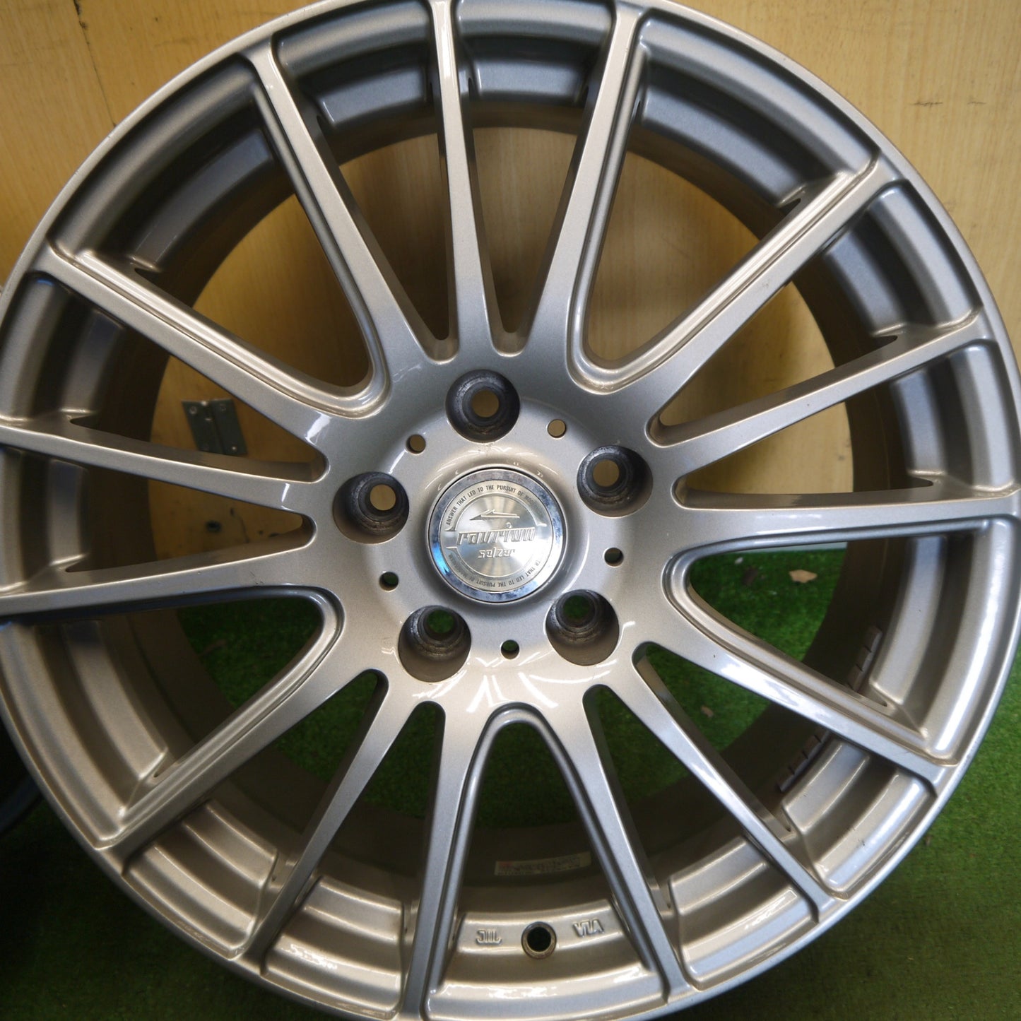 キレイ★ravrion selzer weds ラブリオン ウェッズ 17インチ ホイール 17×7J PCD114.3/5H★6061908Hホ