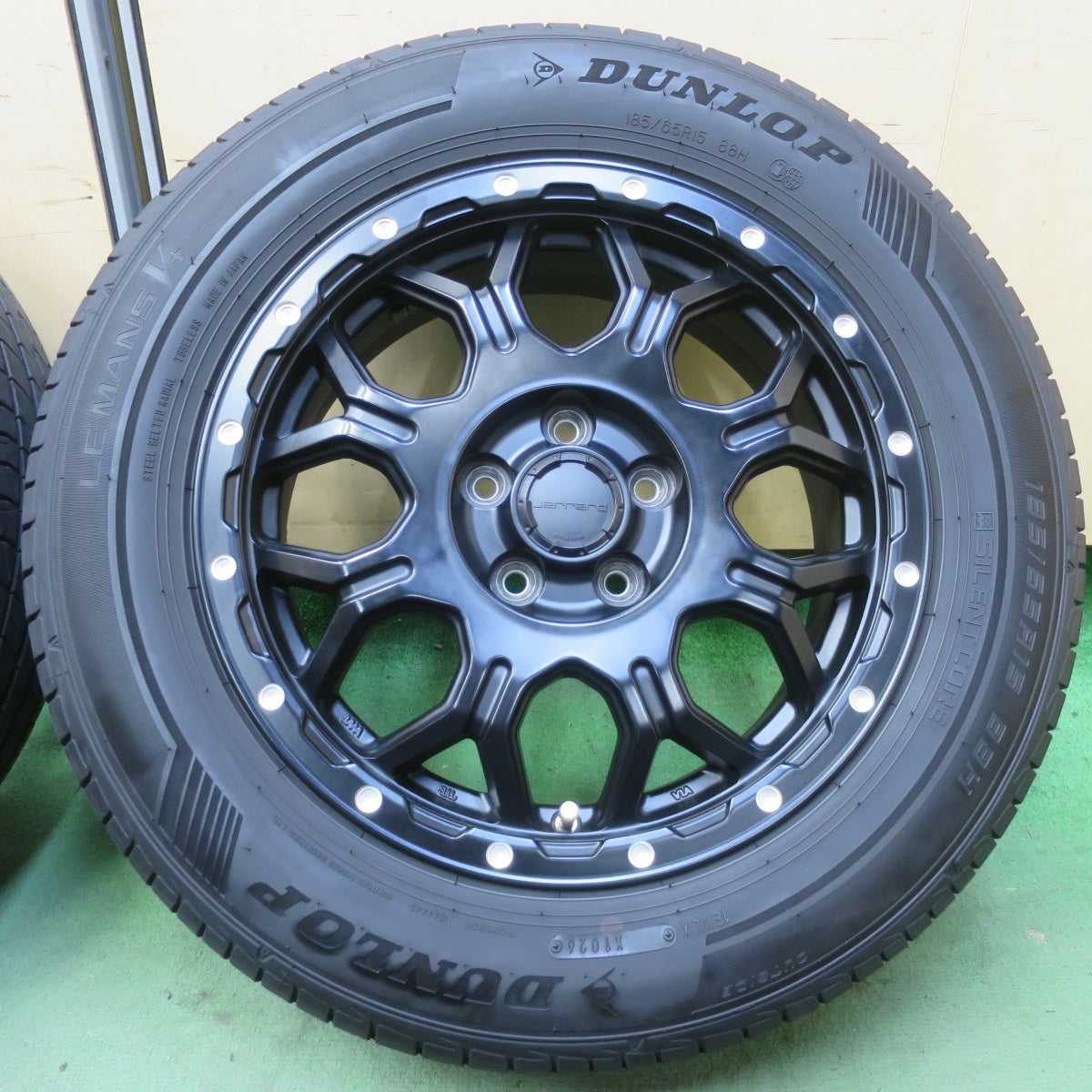 バリ溝！26年！キレイ！ほぼ10分◎シエンタ 等 185/65R15 ダンロップ LE MANS V+ HI-BLOCK Jerrard ジェラード ルマン 5+ 15インチ PCD100/5H◎6100608イノ