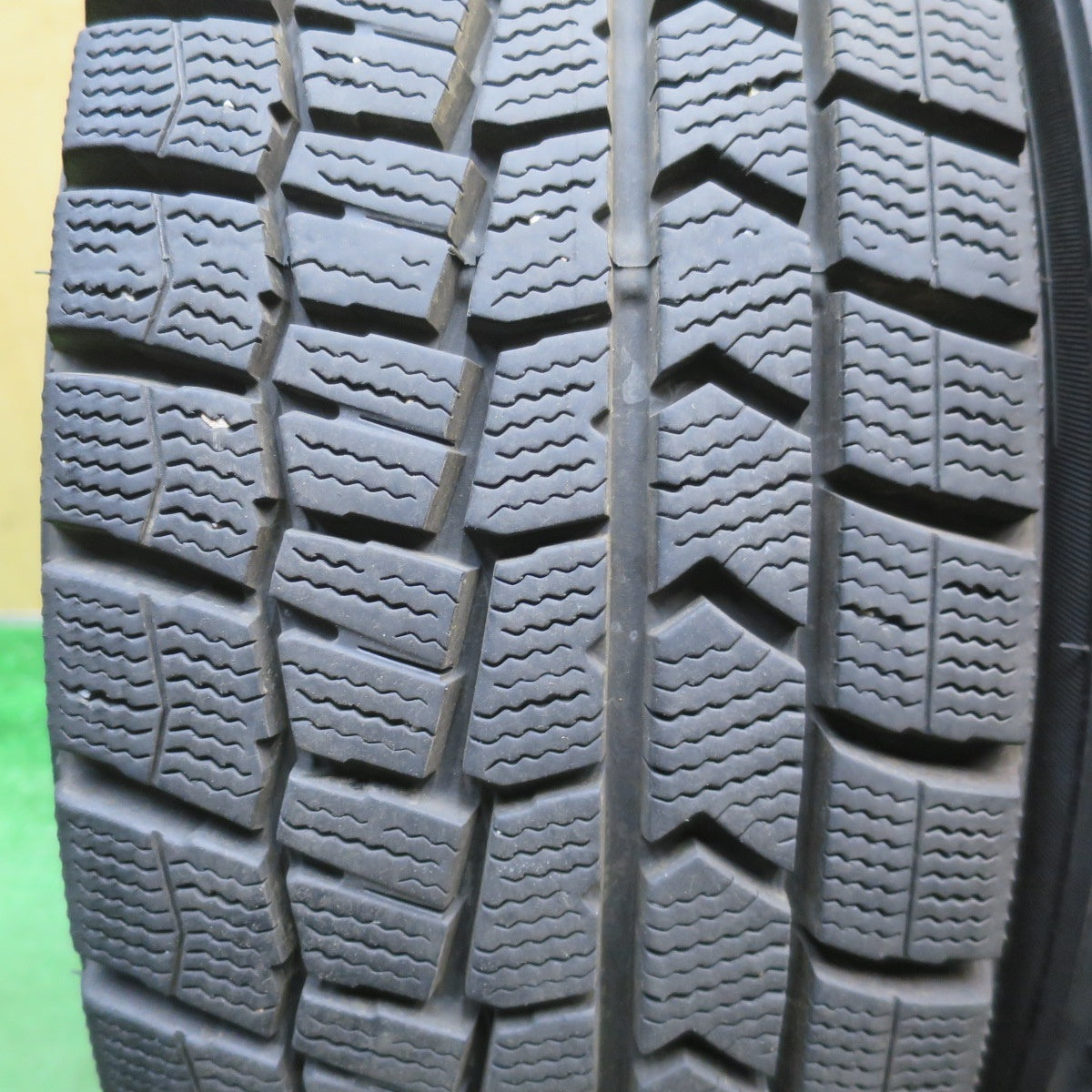 バリ溝！22年！キレイ！9.5分◎スタッドレス 185/60R15 ダンロップ ウインターマックス WM02 NIRVANA NV ニルバーナ ニルヴァーナ 15インチ PCD100/4H◎6060802NJス