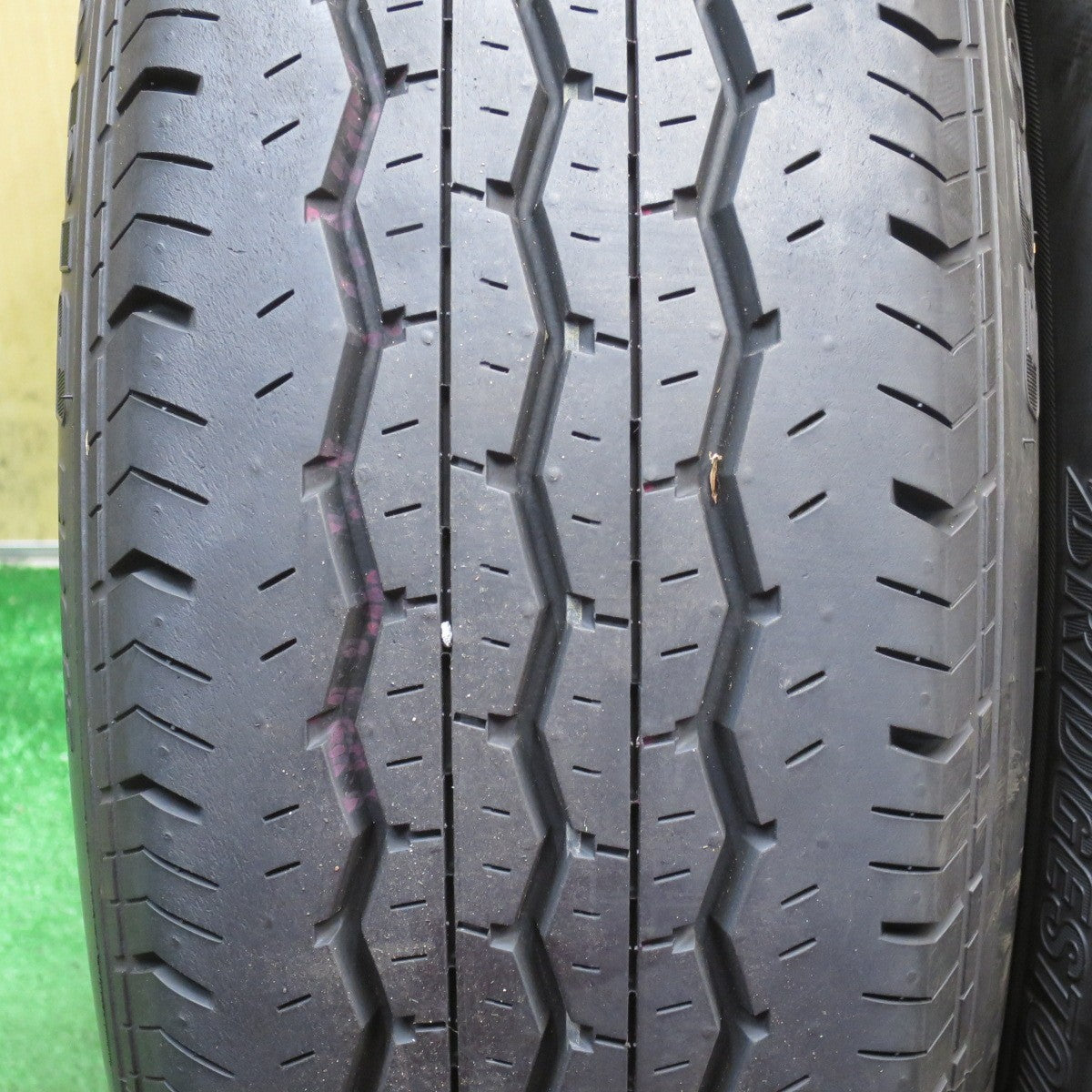 新車外し！26年◎トヨタ ハイエース 純正 スチール 195/80R15 107/105S ブリヂストン エコピア RD613 15インチ PCD139.7/6H◎6091907NJノ