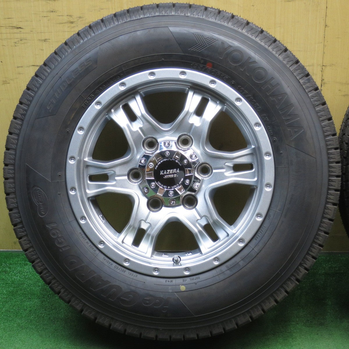 未使用！23年★スタッドレス 195/80R15 107/105L ヨコハマ アイスガード iG91 KAZERA HYPERⅢ MONZA カゼラ 15インチ PCD139.7/6H★5072503NJス
