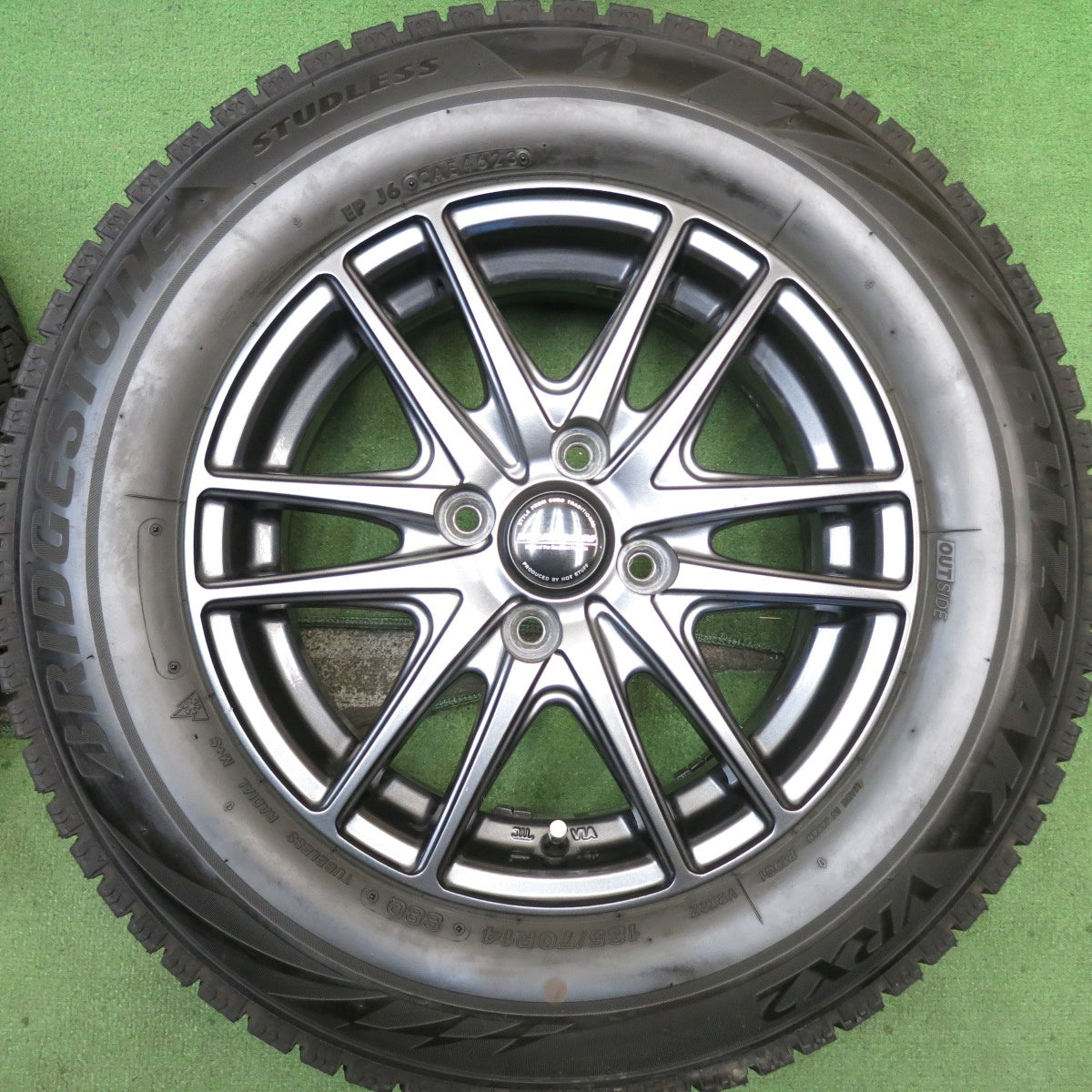 バリ溝！23年！9分◎スタッドレス 185/70R14 ブリヂストン ブリザック VRX2 WAREN ヴァーレン 14インチ PCD100/4H◎6081609HAス