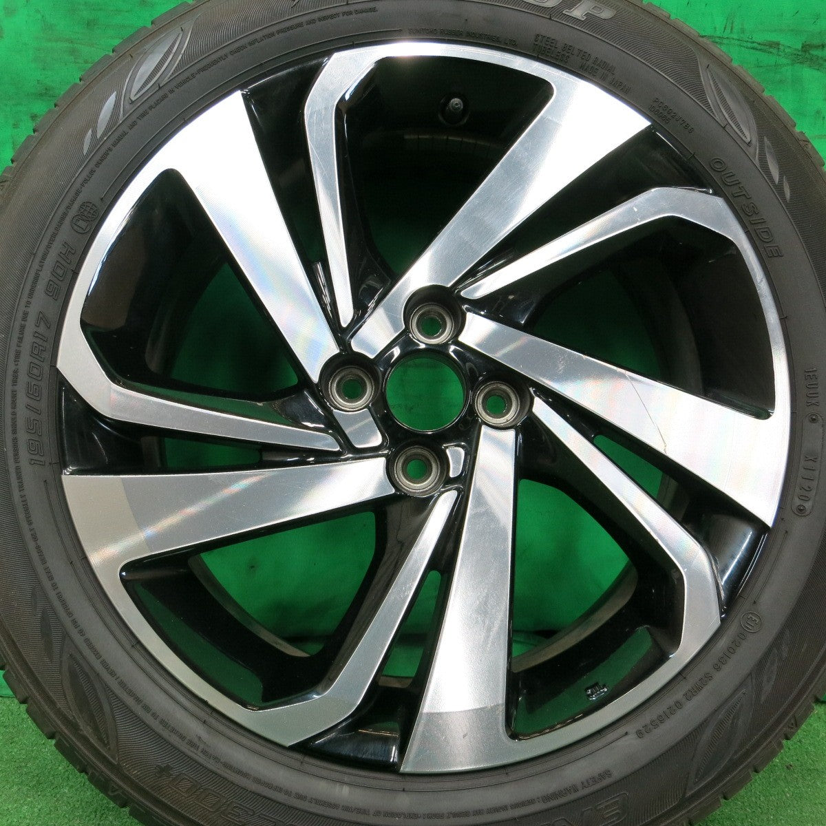*送料無料* 1本価格！20年★トヨタ ライズ ダイハツ ロッキー 純正 195/60R17 ダンロップ エナセーブ EC300+ PCD100/4H★4052405ナノ