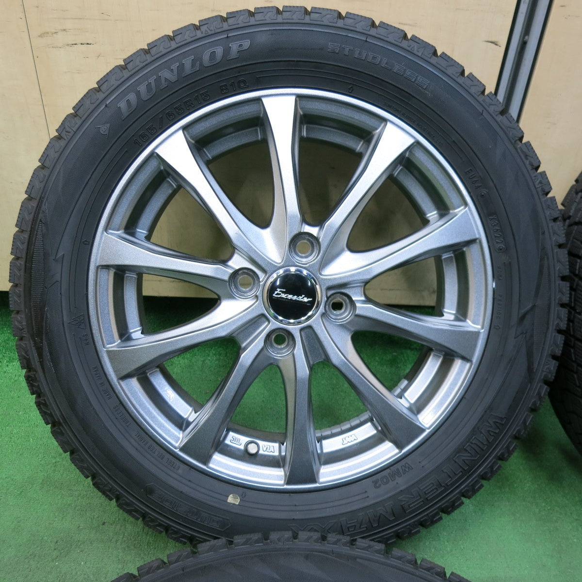 [送料無料] バリ溝！22年！キレイ！ほぼ10分★スタッドレス 165/65R15 ダンロップ ウインターマックス WM02 Exceeder エクシーダー 15インチ ソリオ ハスラー 等 PCD100/4H★4122506SYス