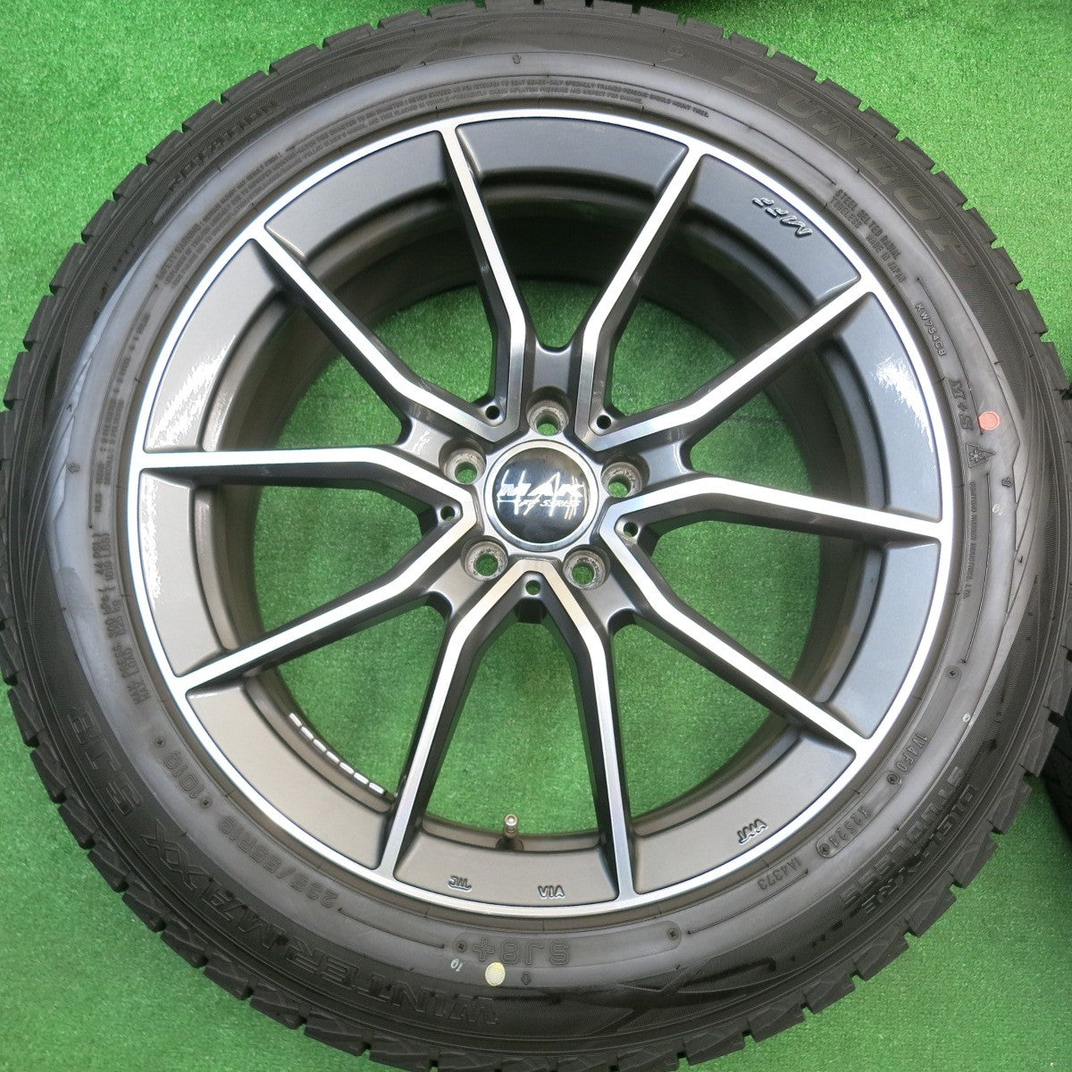 バリ溝！24年！キレイ！9.5分★ベンツ 等 MAK ARGENTO FF 235/55R19 スタッドレス ダンロップ ウインターマックス SJ8 アルジェント 19インチ PCD112/5H★5110907HAス