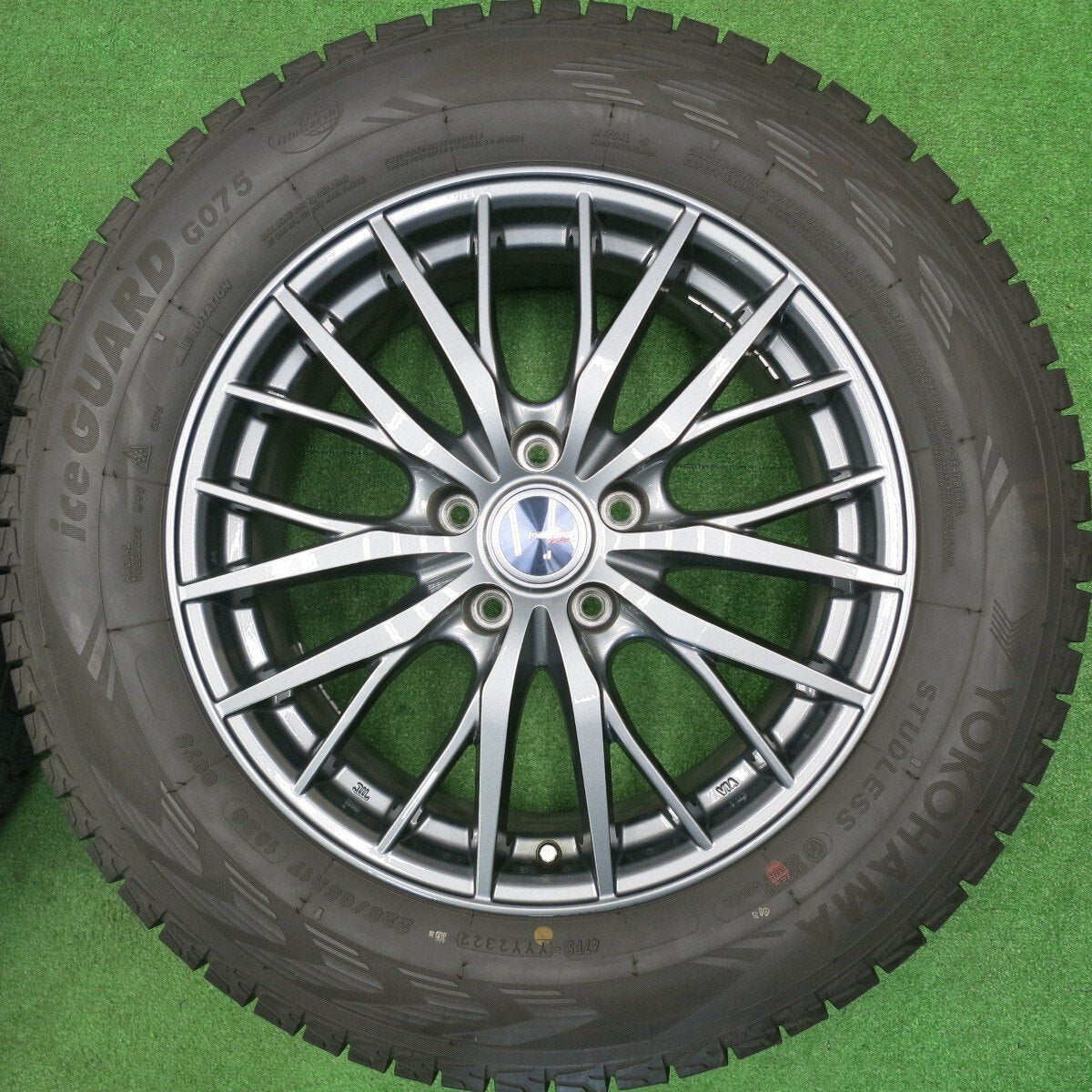 バリ溝！22年！キレイ！9分★スタッドレス 225/65R17 ヨコハマ アイスガード G075 ravrion RM01 ラブリオン 17インチ PCD114.3/5H★4112402NJス
