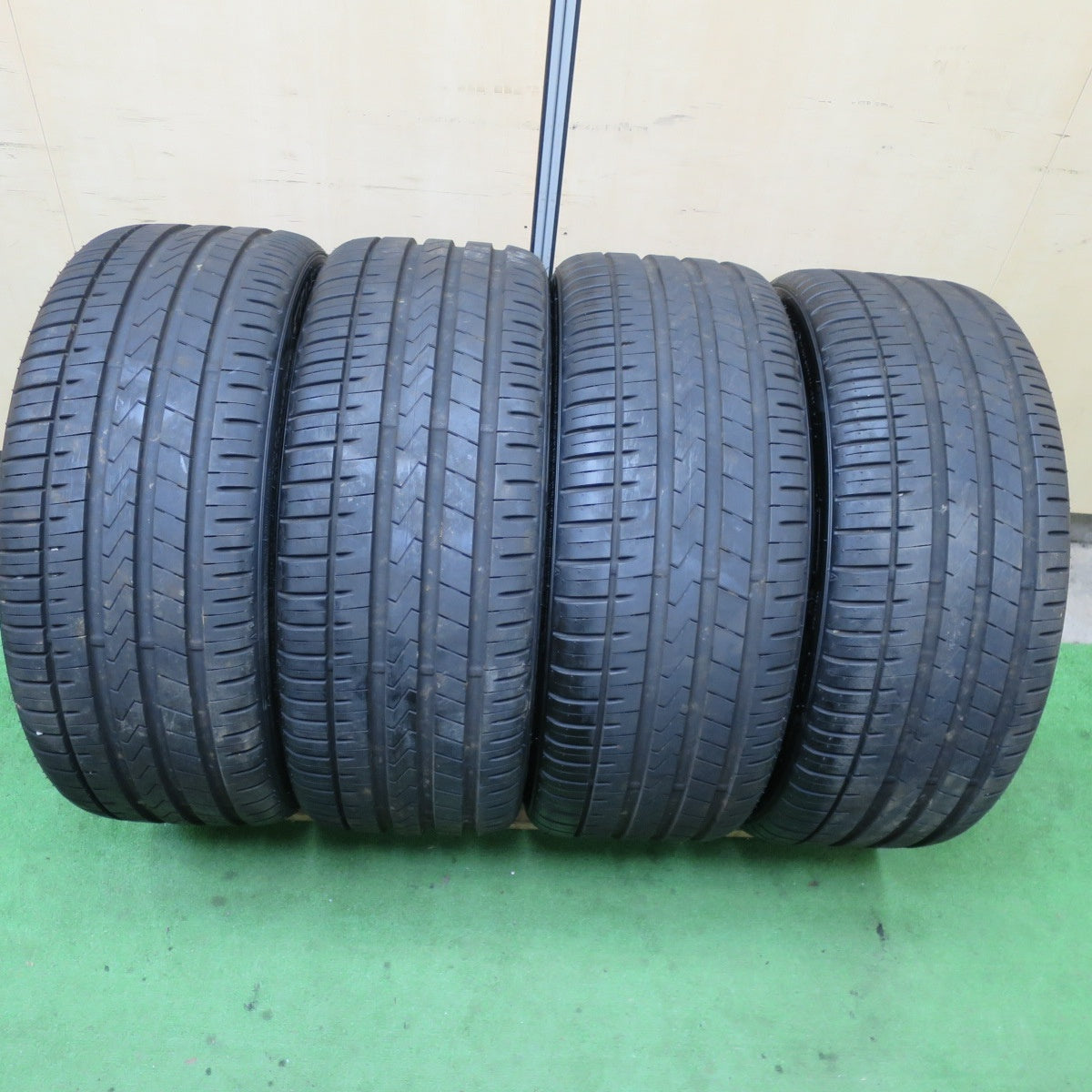 バリ溝！21年！9.5分★245/35R20 ファルケン アゼニス FK510 LEGZAS S501 レグザス 20インチ PCD114.3/5H★5060401TTノ