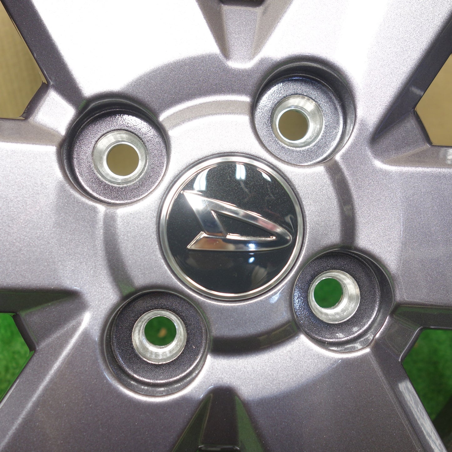 新車外し★ダイハツ タフト Gターボ 純正 ホイール 15インチ 15×4.5J PCD100/4H★5121407KTホ