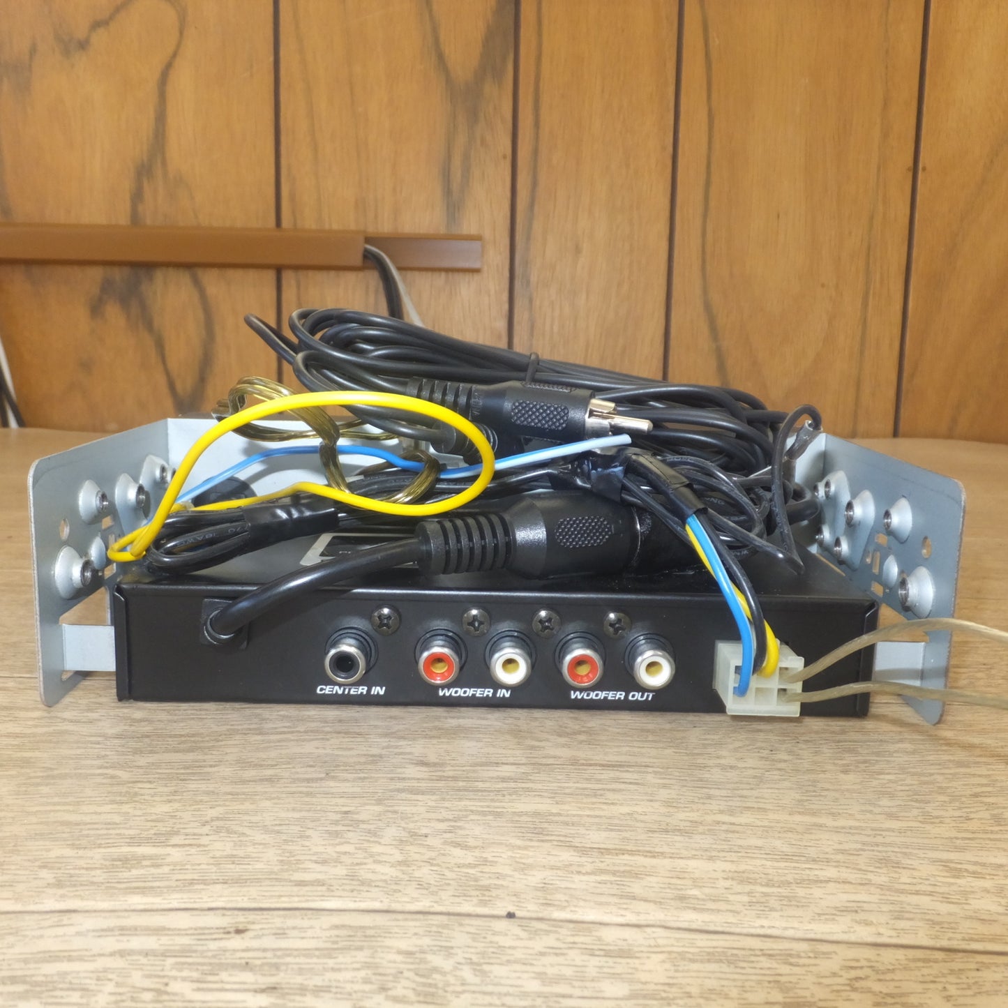 [送料無料] ★クラリオン Clarion アゼスト ADDZEST アンプ内蔵1DINセンタースピーカー SRK603 GS-356A-01★