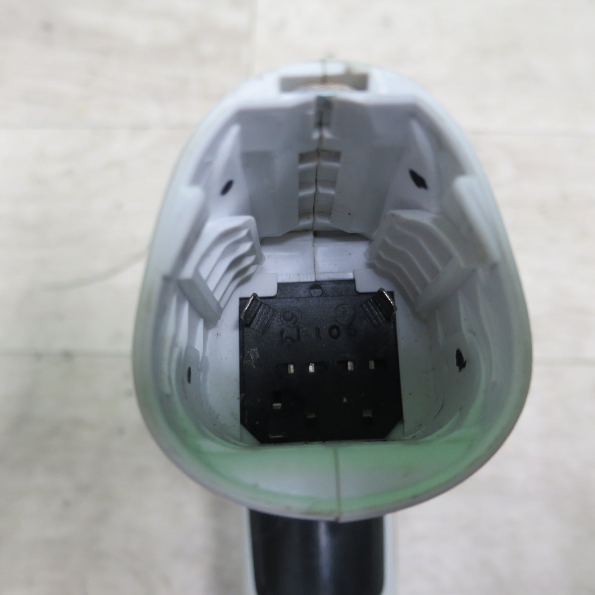 [送料無料] 付属品多数!バッテリー2個☆SK11 充電 マルチソー 10.8V SMS-108V-13Li 充電器 ケース 箱 付き 電動 工具☆