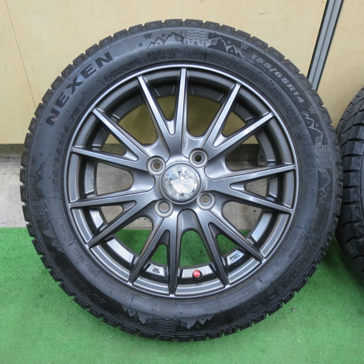 キレイ！22年★スタッドレス 155/65R14 ネクセン ウィンガード ice2 WH42 SHAKEDOWN VS シェイクダウン 14インチ PCD100/4H★5112203TTス