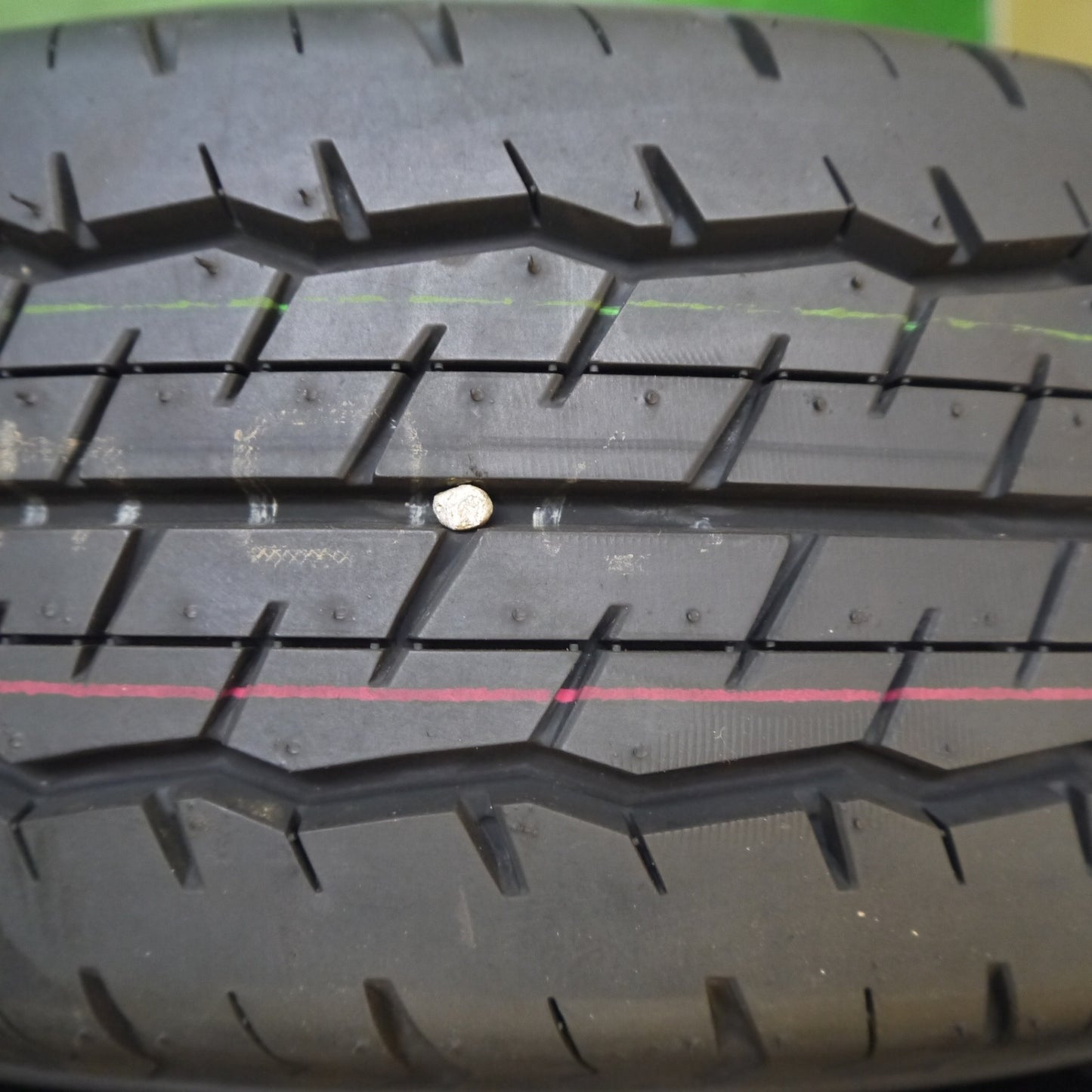 新車外し！25年★トヨタ 200系 ハイエース 純正 スチール 195/80R15 107/105S ダンロップ SP175N 15インチ PCD139.7/6H★6021005Hノ