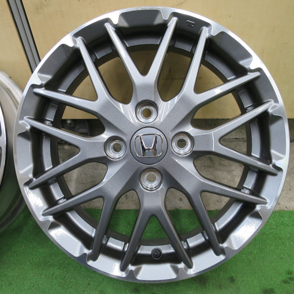 新車外し！付属品付き★ホンダ JF3 JF4 N-BOX カスタム ターボ 純正 ホイール 15インチ 15×4.5J PCD100/4H★6051004NGホ