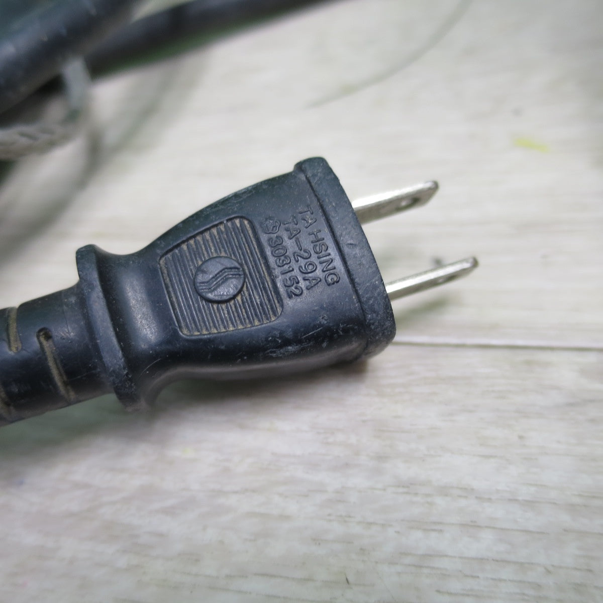 [送料無料] ☆マキタ 電気 ベルト サンダー 100V 9402 研磨 研削 やすり 電動 工具☆