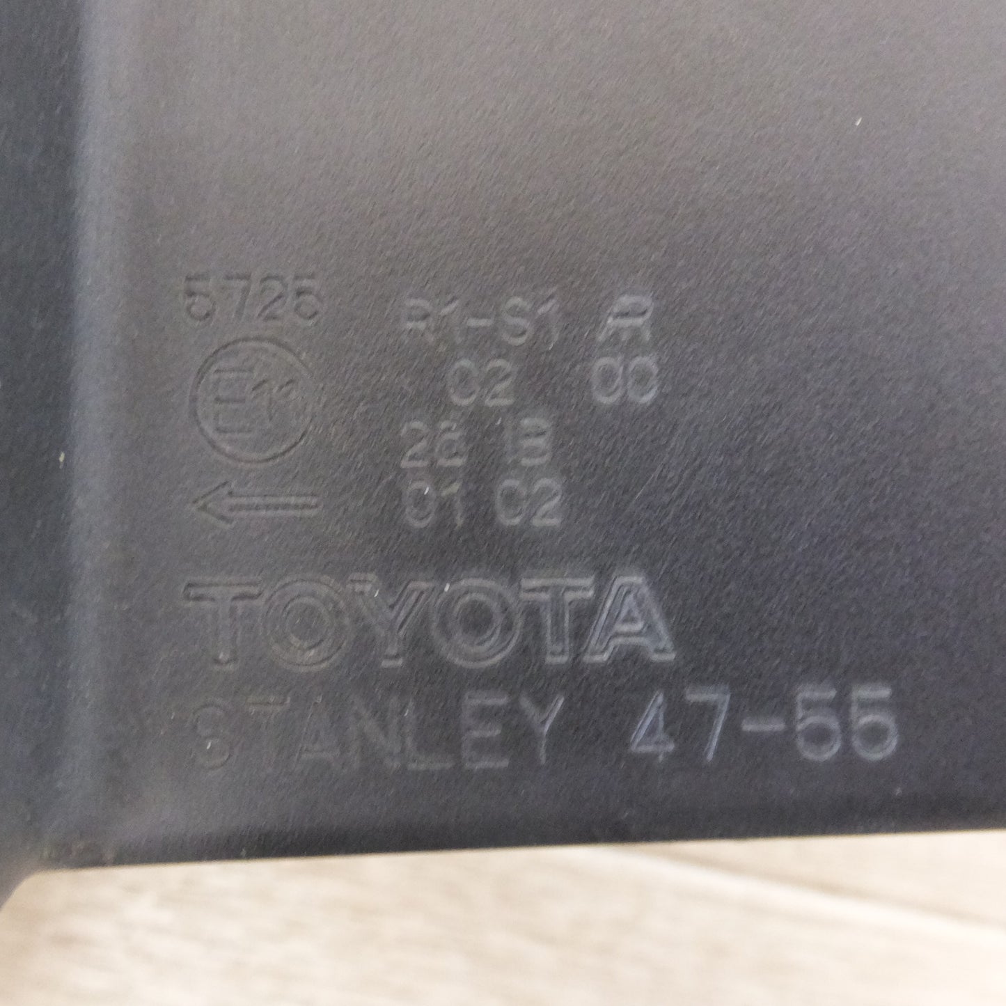 [送料無料] ★トヨタ TOYOTA 純正 プリウス 30系 テールライト STANLEY 47-55 左★