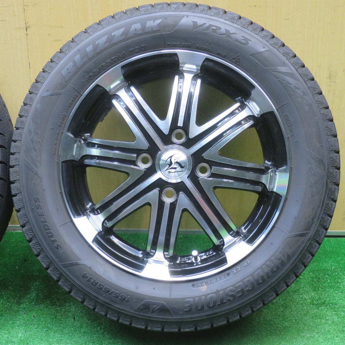 バリ溝！22年！キレイ！9分★スタッドレス 165/65R14 ブリヂストン ブリザック VRX3 Kashina V1 カシーナ 14インチ ハスラー ソリオ 等 PCD100/4H★5110407NJス