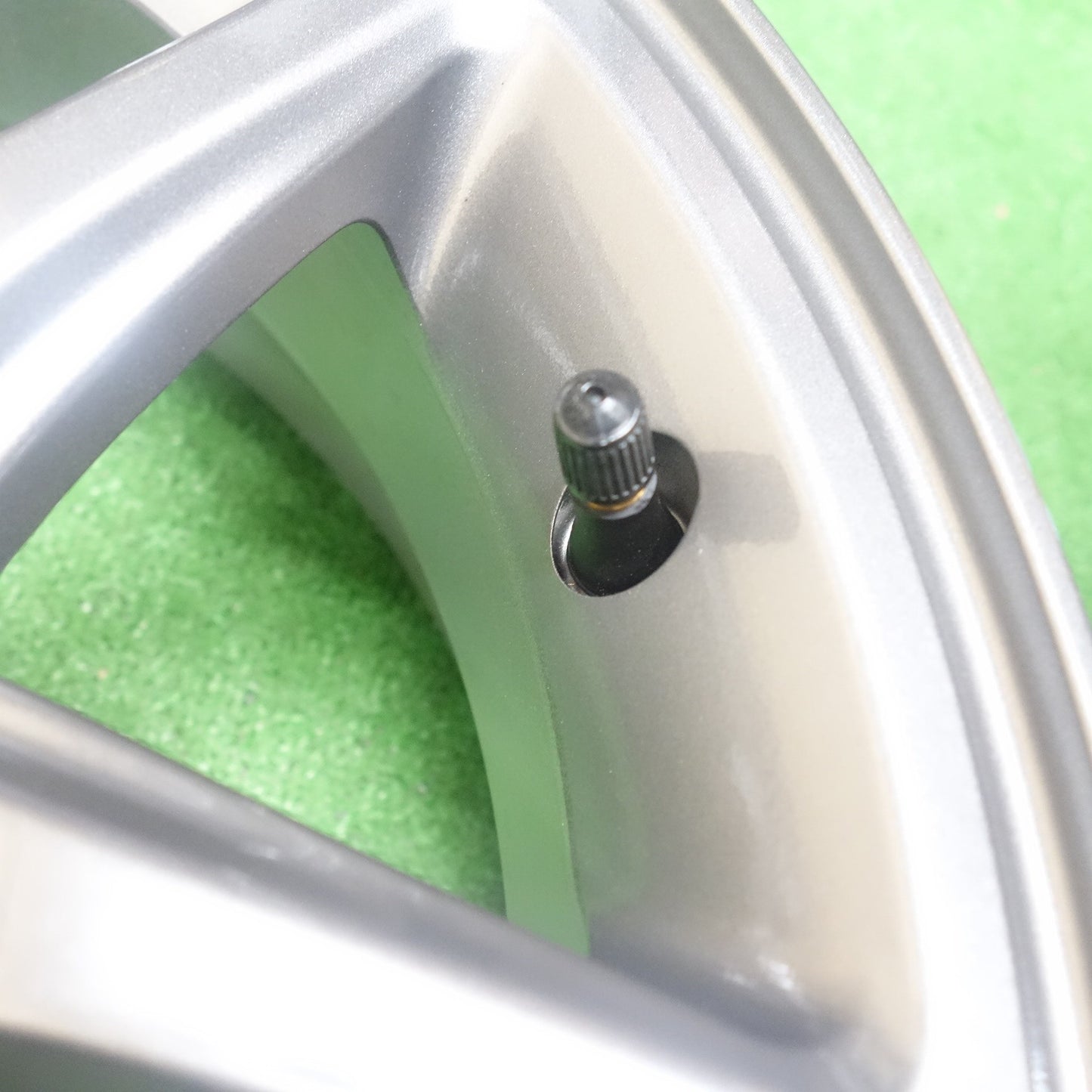 新車外し★スズキ JB64 ジムニー 純正 ホイール 16インチ 16×5.5J PCD139.7/5H★6062605KTホ