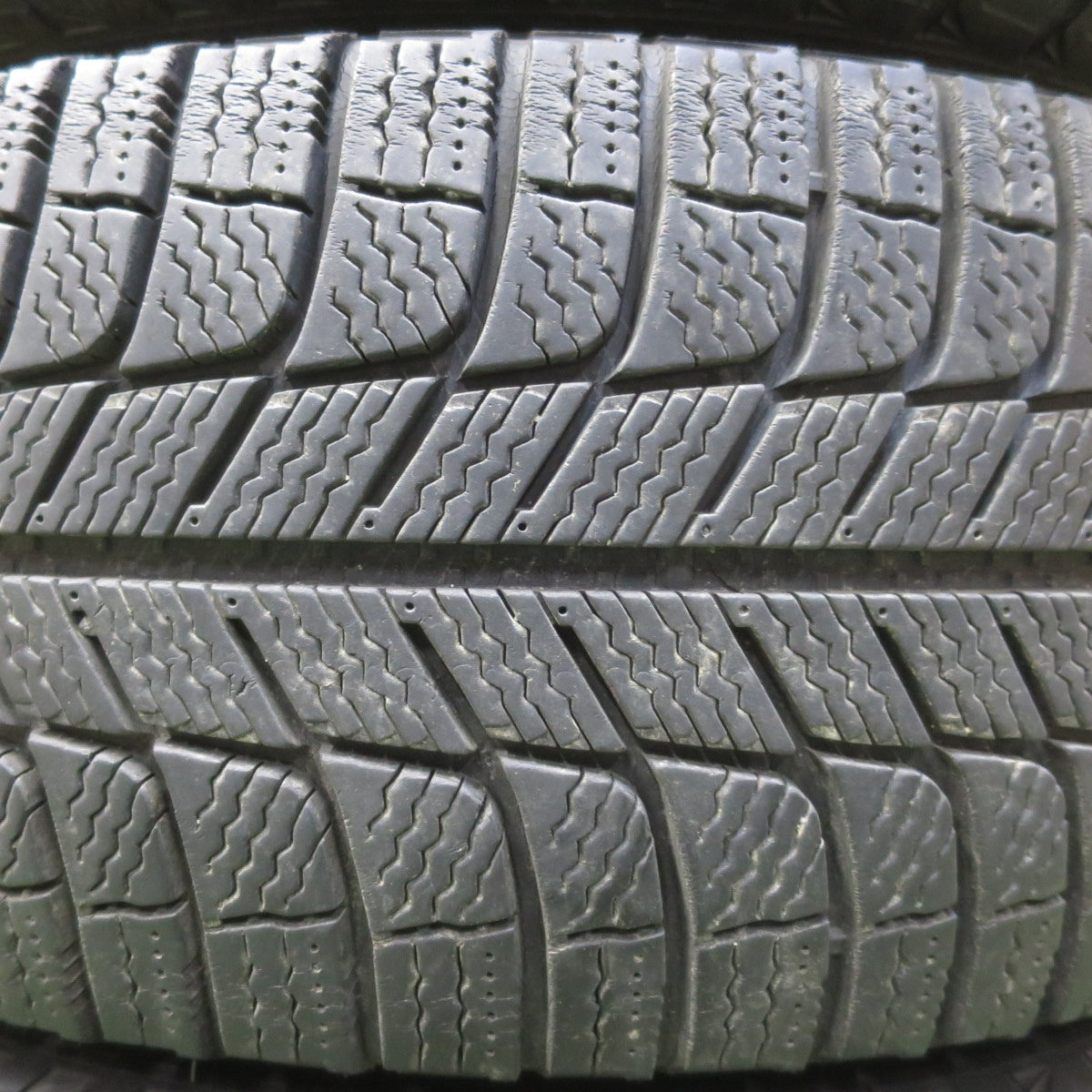 4本価格◎トヨタ 50系 プリウス ツーリング 純正 215/45R17 スタッドレス ミシュラン X-ICE XI3 17インチ PCD100/5H◎6061206イス