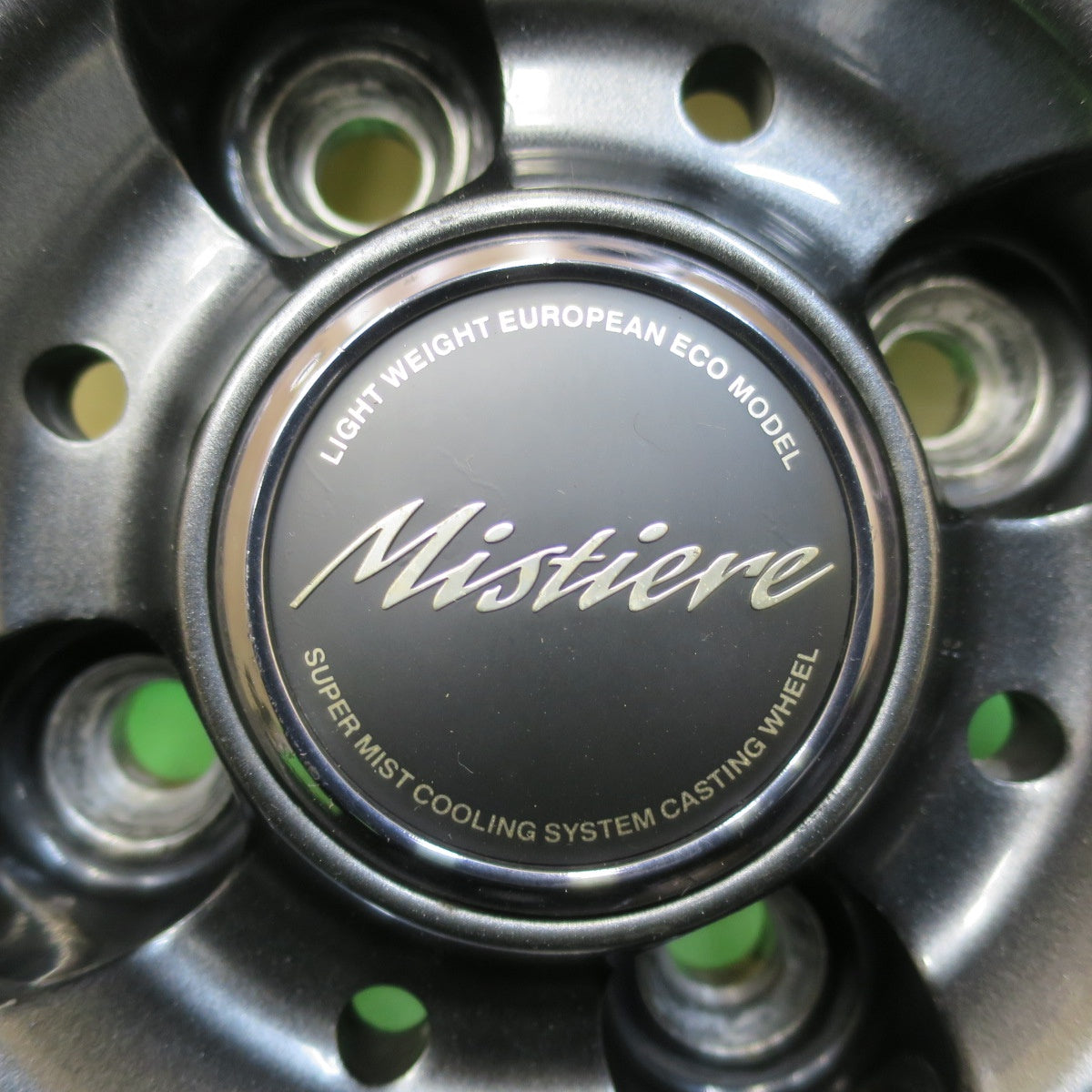 [送料無料] バリ溝！キレイ！ほぼ10分★スタッドレス 185/70R14 ダンロップ ウインターマックス WM01 Mistiere ミスティーレ 14インチ PCD100/4H★5021503イス