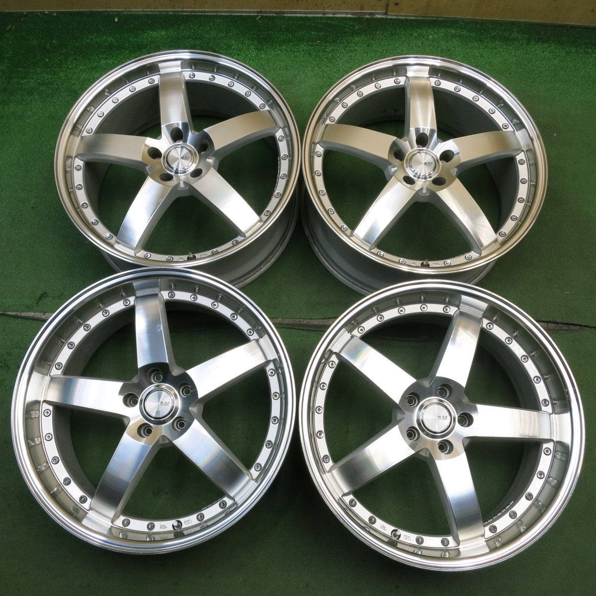キレイ◎LOXARNY GRASTAR FIVE 20インチ ホイール ロクサーニ グラスター ファイブ 20×8.5J 20×9J PCD114.3/5H◎6080802HAホ