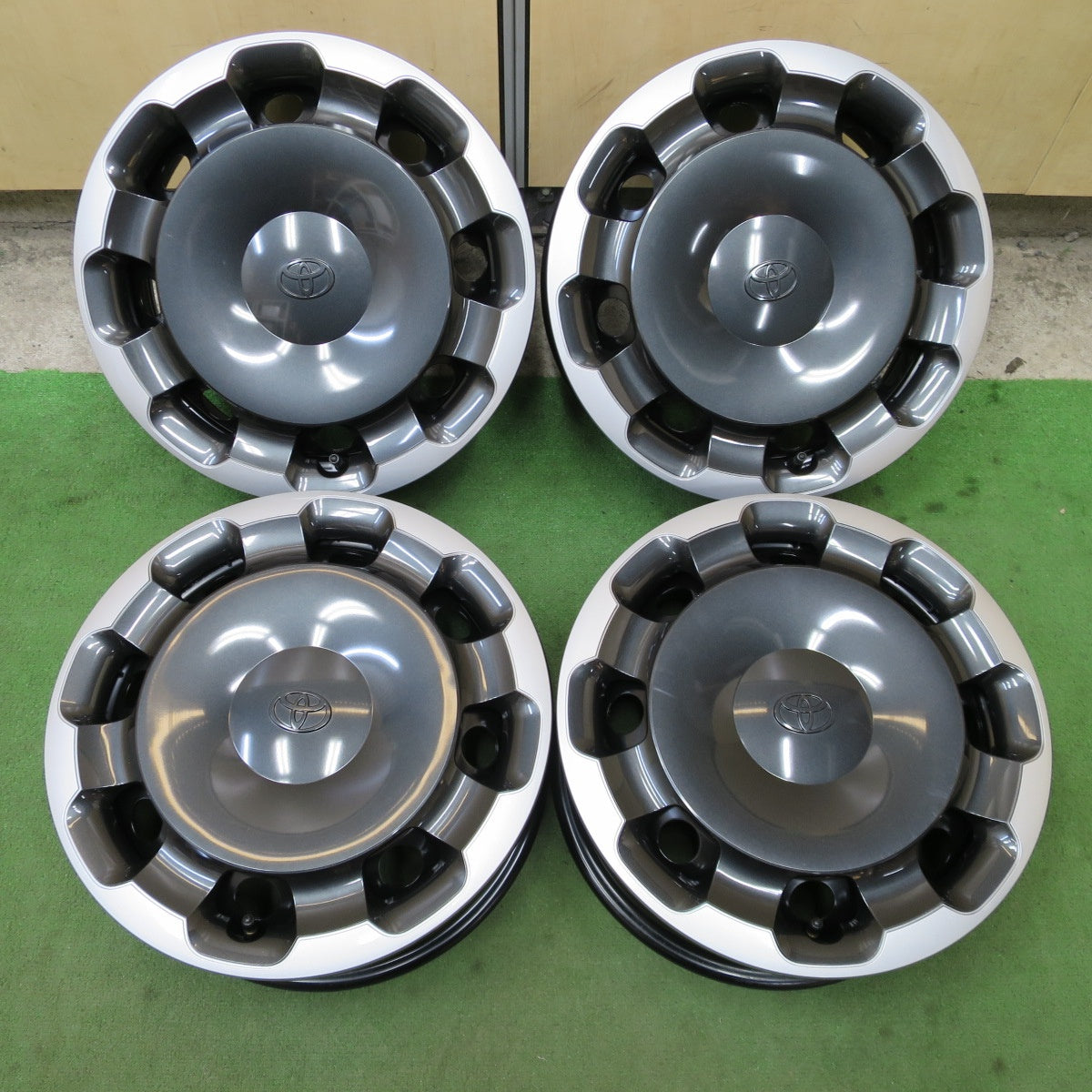 新車外し★トヨタ 10系 シエンタ Zグレード 純正 スチール ホイール 15インチ 15×5.5J PCD100/5H★6061202NGホ